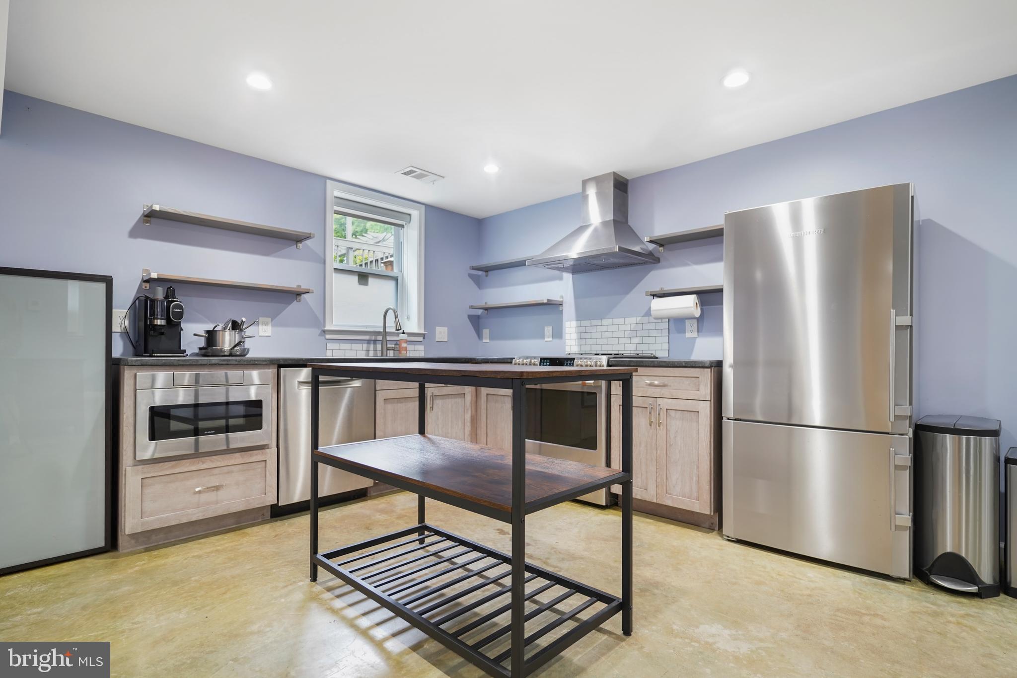 TAKOMA PARK - Residential Income