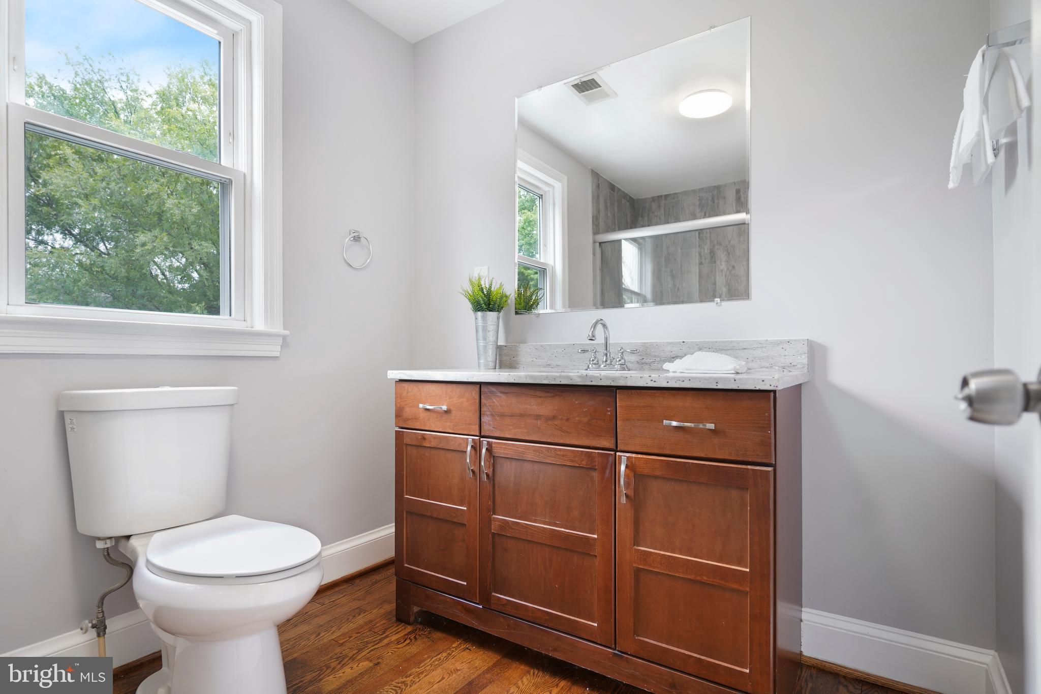 TAKOMA PARK - Residential Income