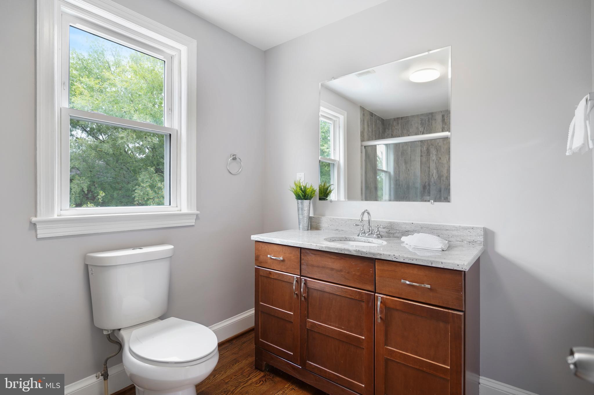 TAKOMA PARK - Residential Income
