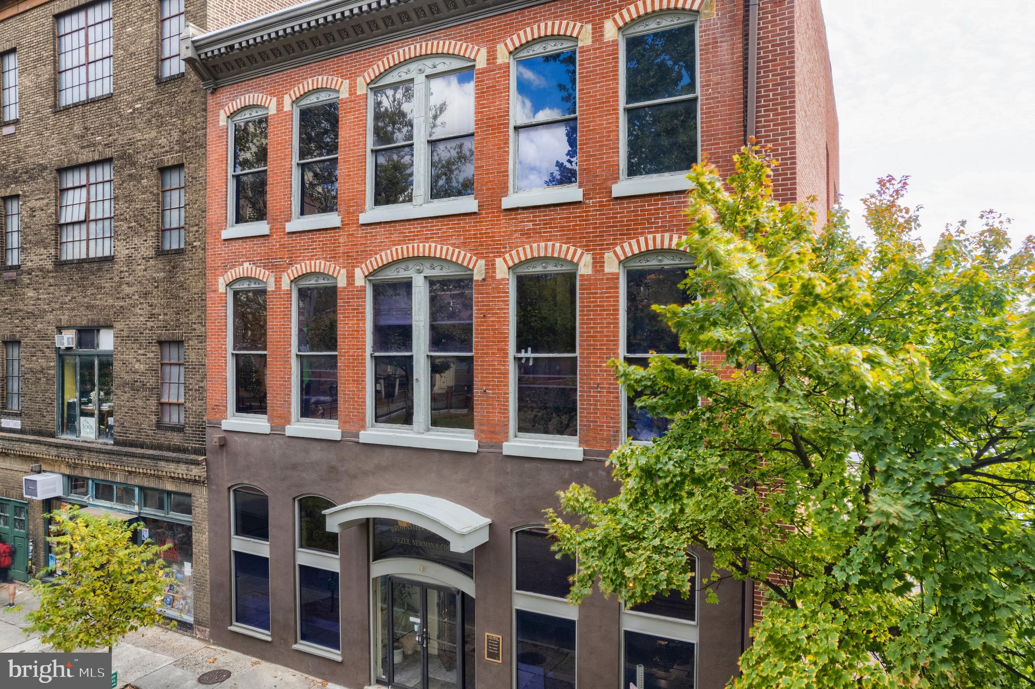 OLD CITY - Commercial Lease