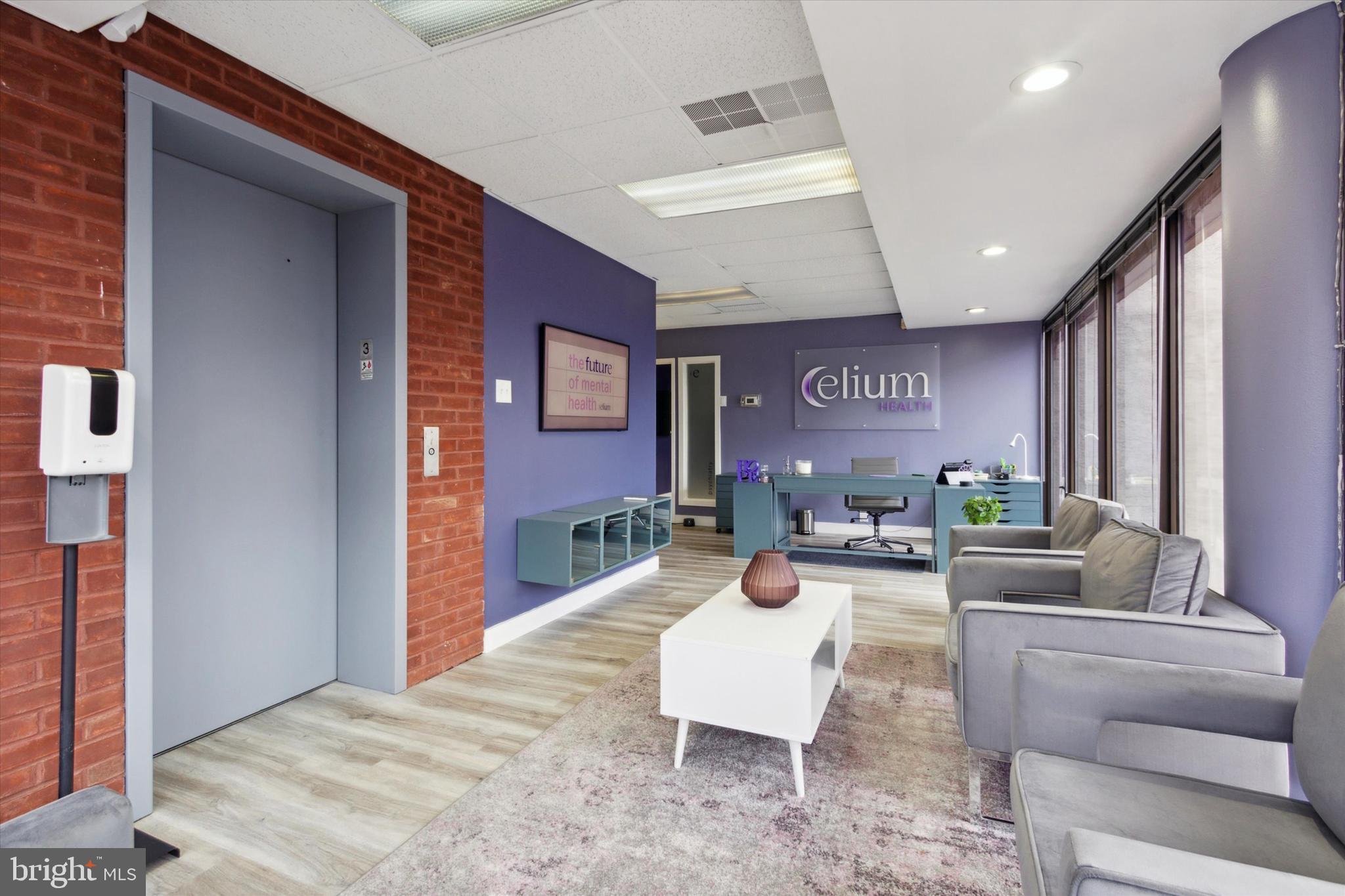 OLD CITY - Commercial Lease