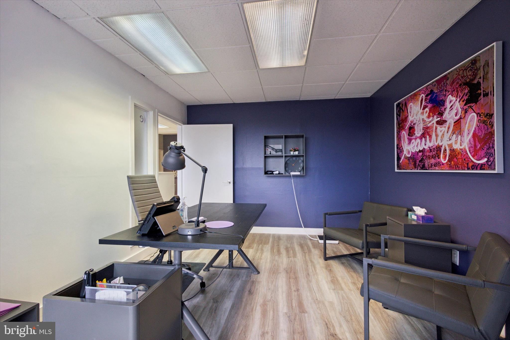 OLD CITY - Commercial Lease