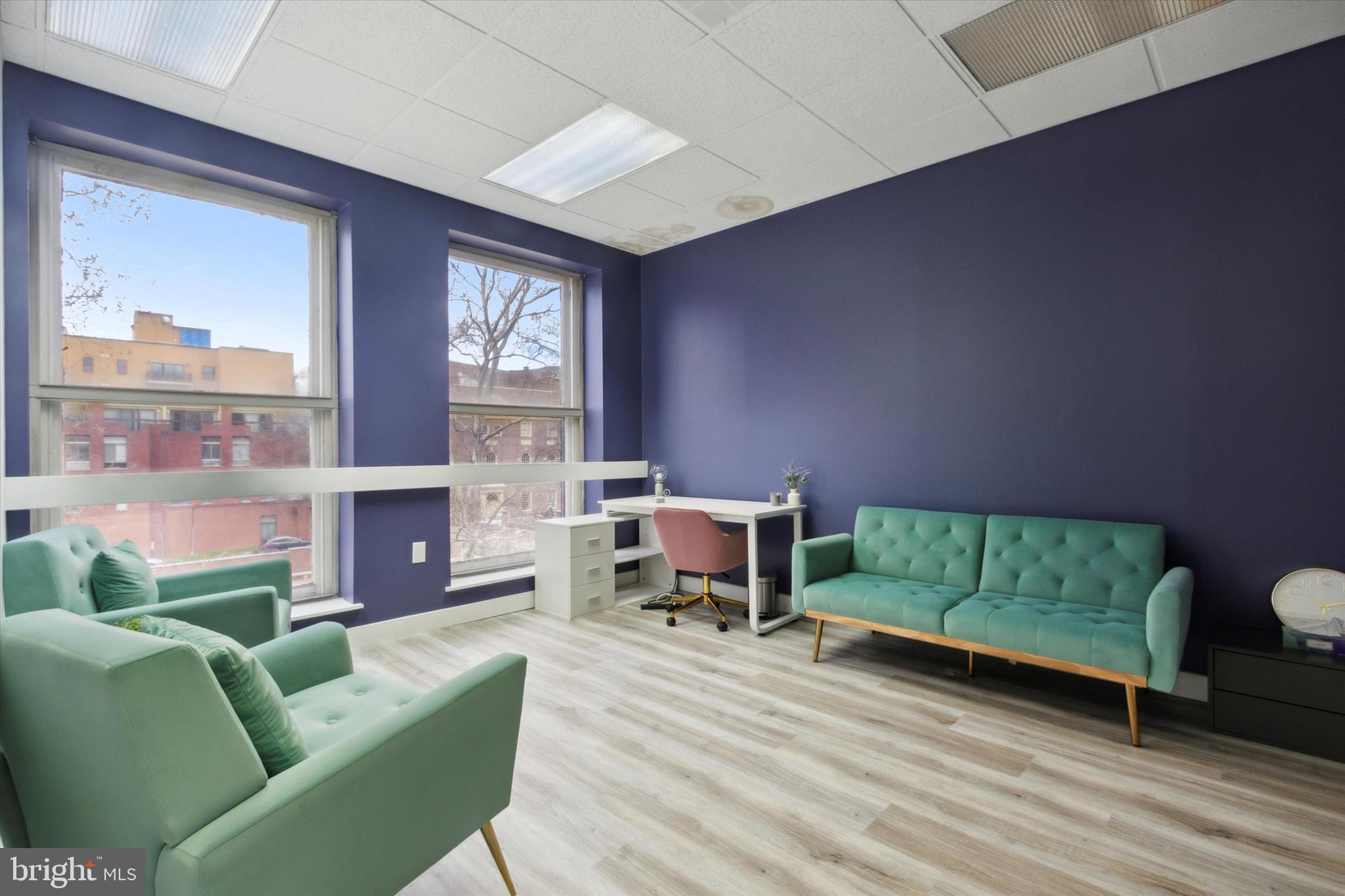 OLD CITY - Commercial Lease