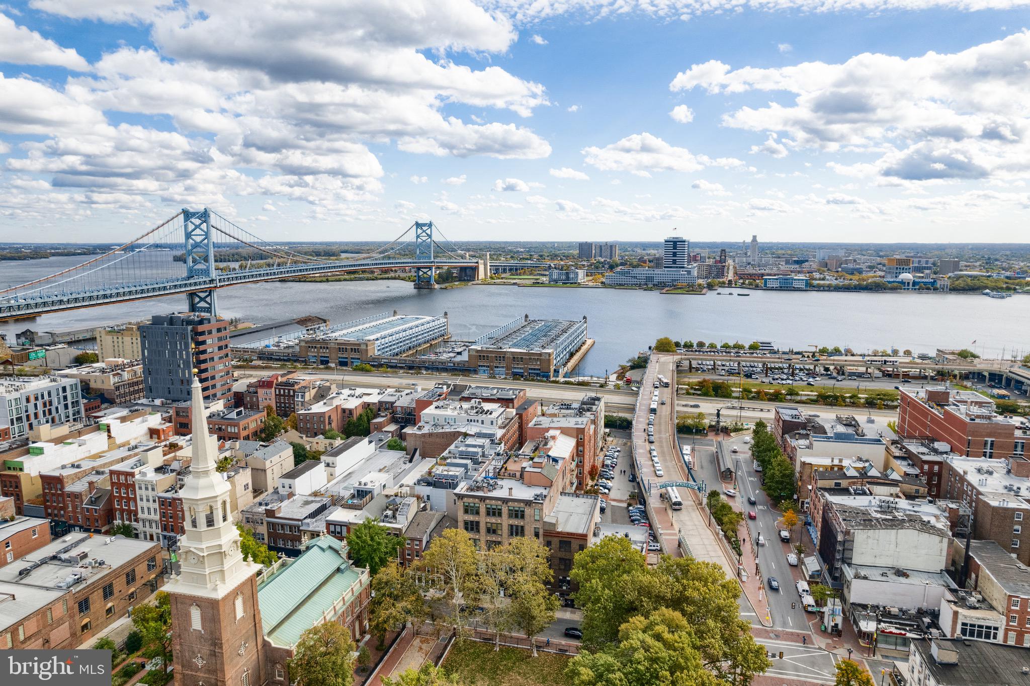 OLD CITY - Commercial Lease