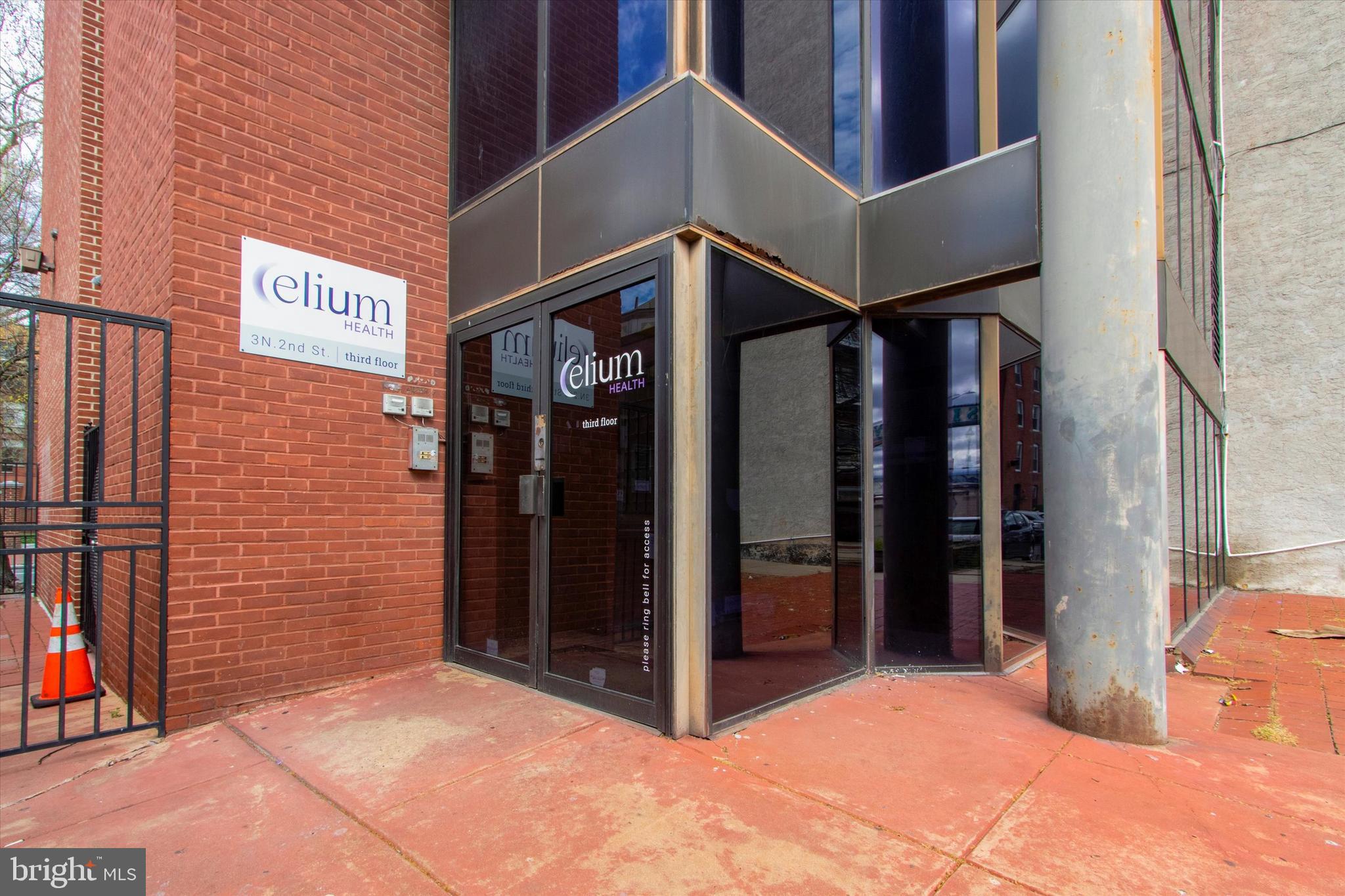 OLD CITY - Commercial Lease