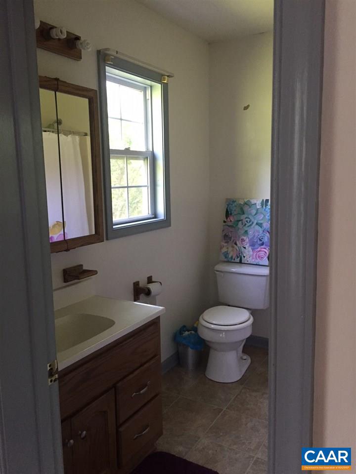 UNKNOWN - Residential Lease