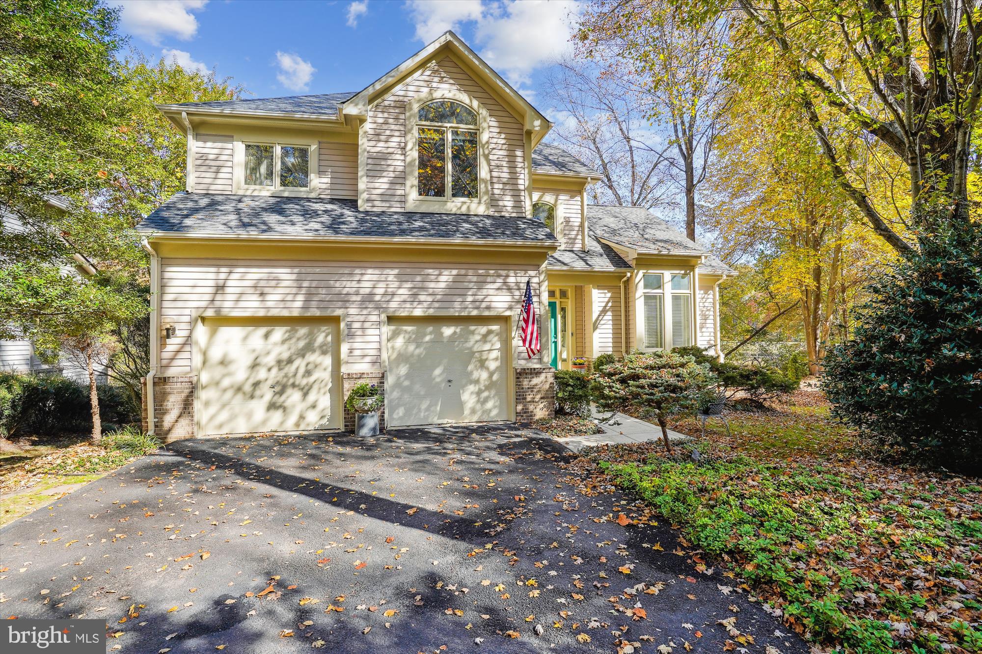 1145 WATER POINTE LANE