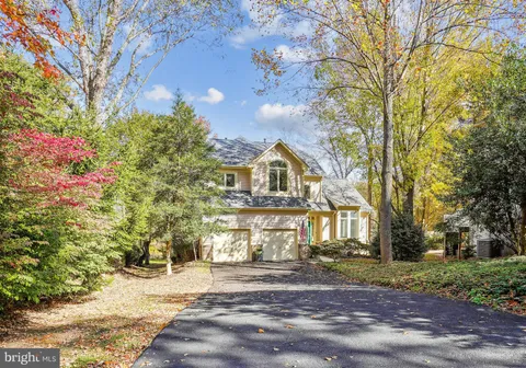 1145 Water Pointe Lane, Reston, VA MLS: VAFX2237952