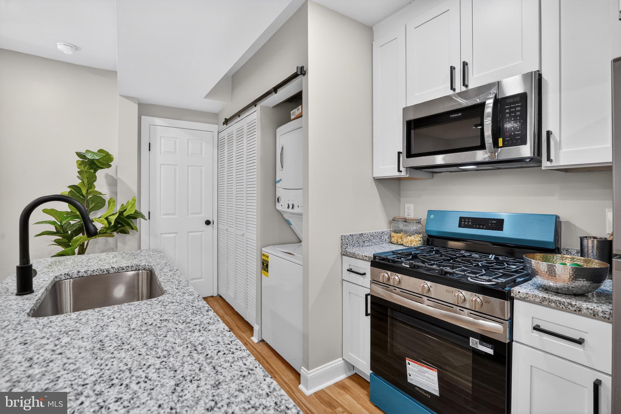 212 36TH STREET NE 3