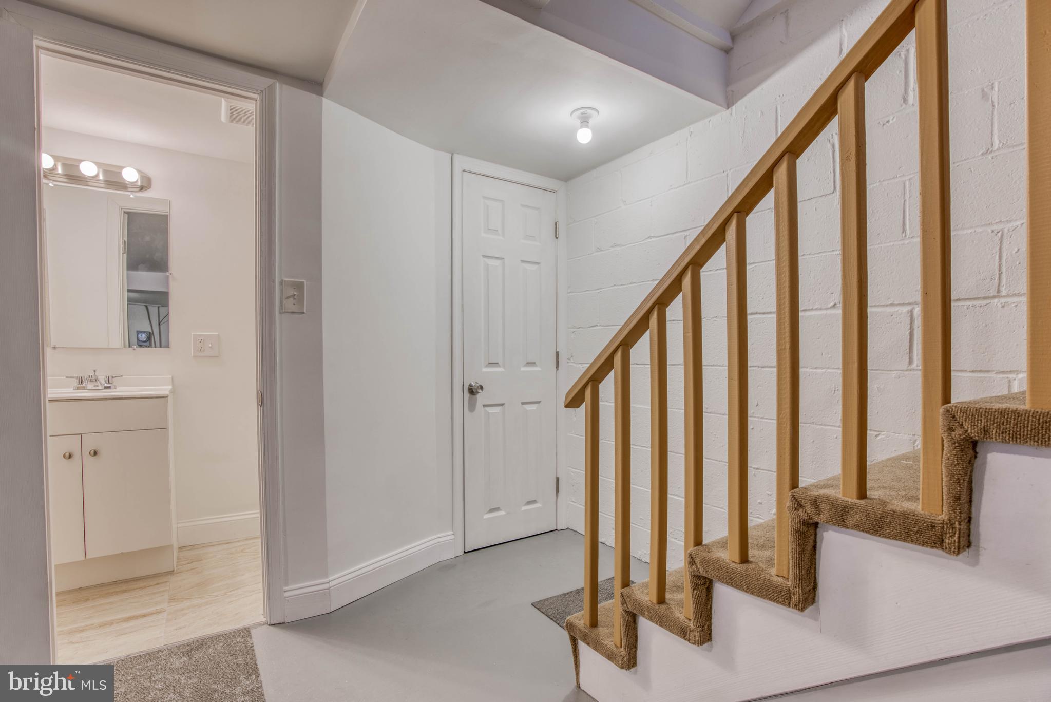 BELVEDERE SQUARE - Residential