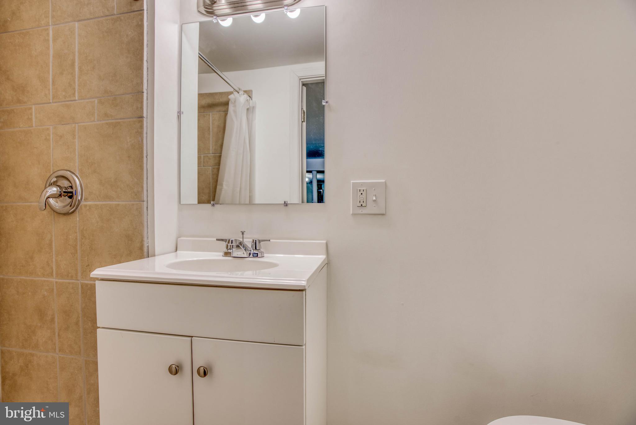 BELVEDERE SQUARE - Residential