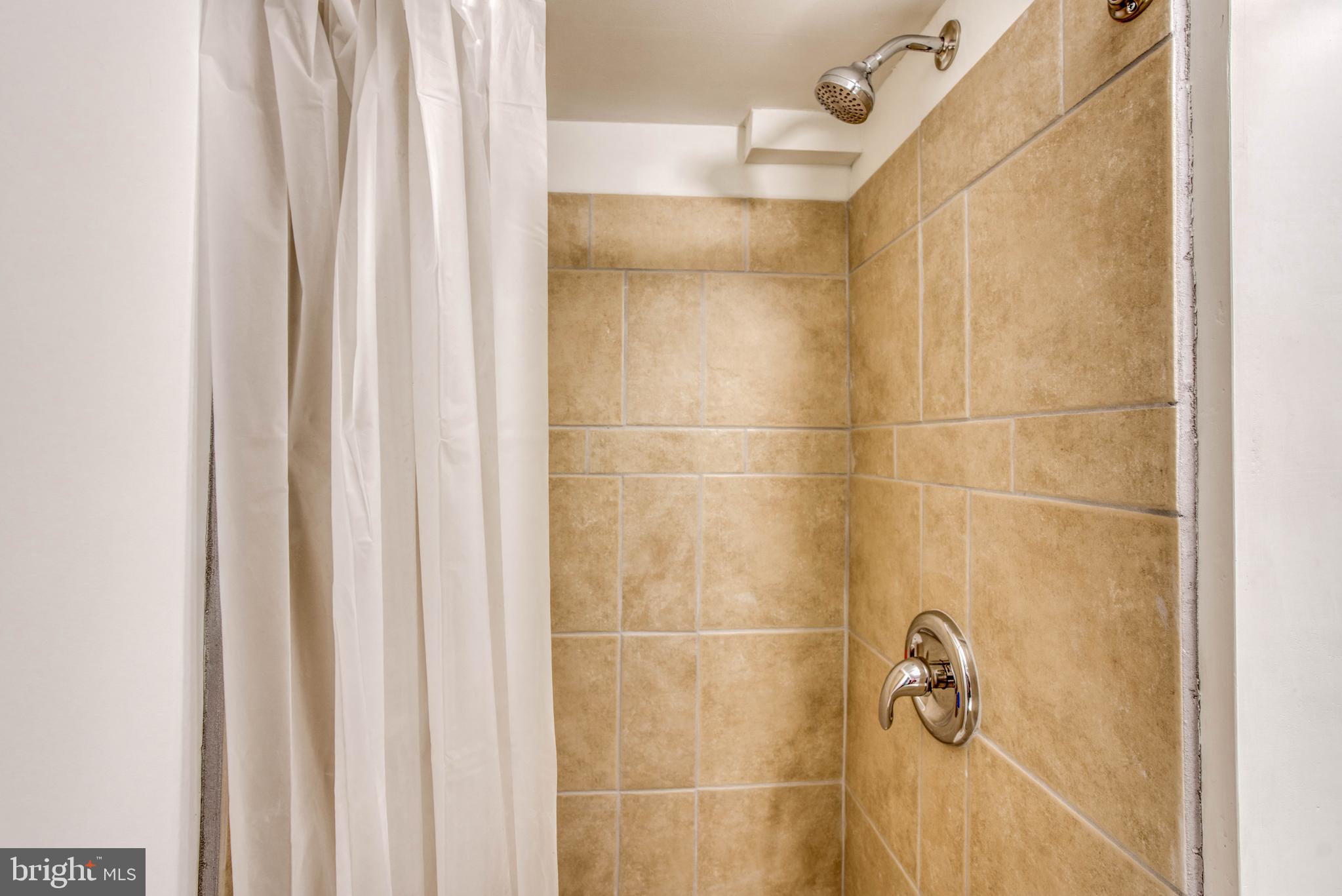 BELVEDERE SQUARE - Residential