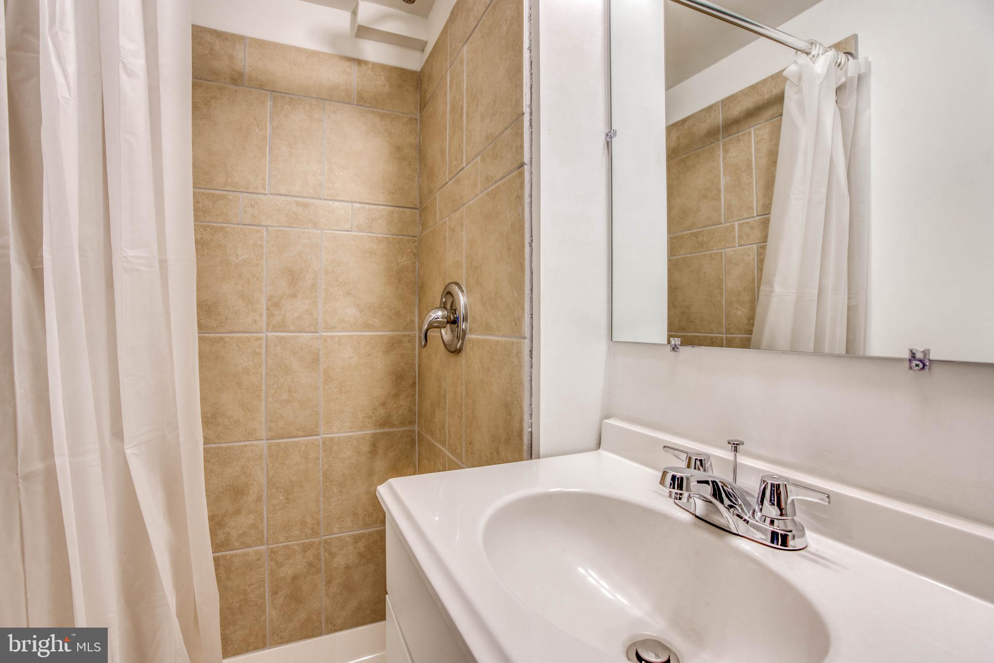 BELVEDERE SQUARE - Residential