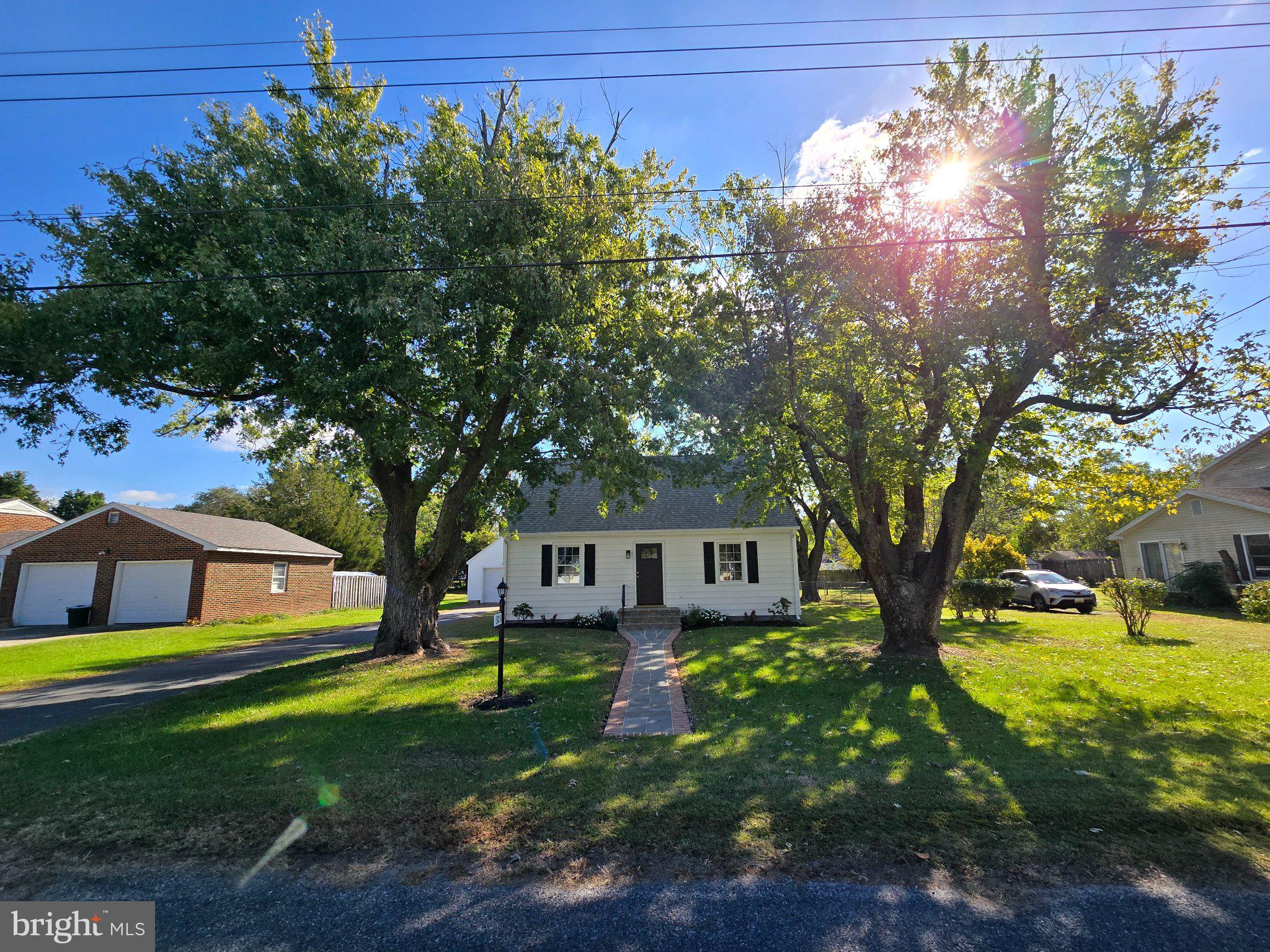 321 CEDAR DRIVE