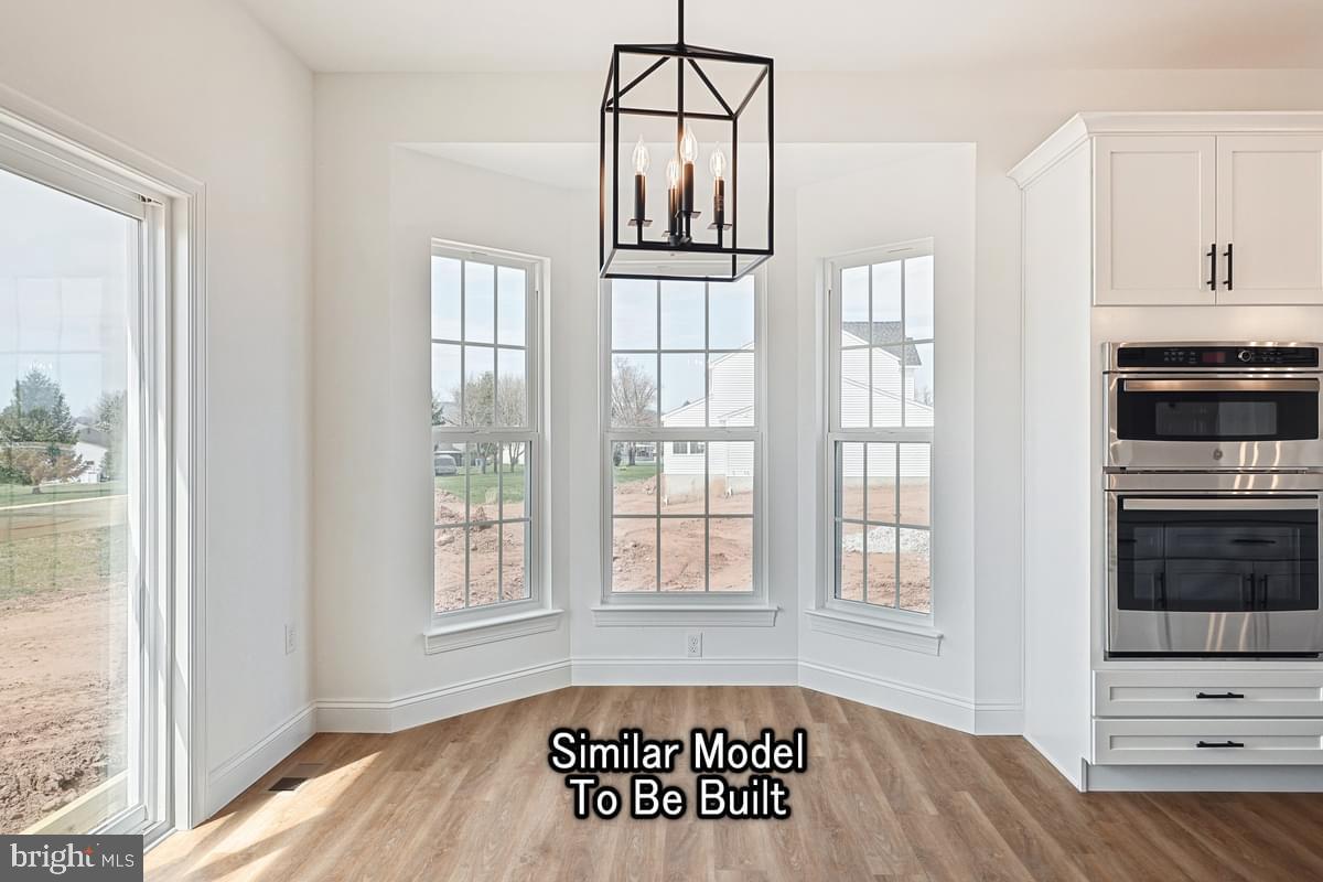 HAMPTON HEIGHTS - Residential