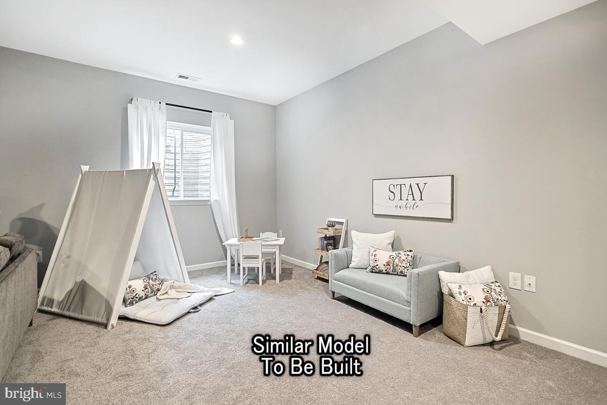 HAMPTON HEIGHTS - Residential