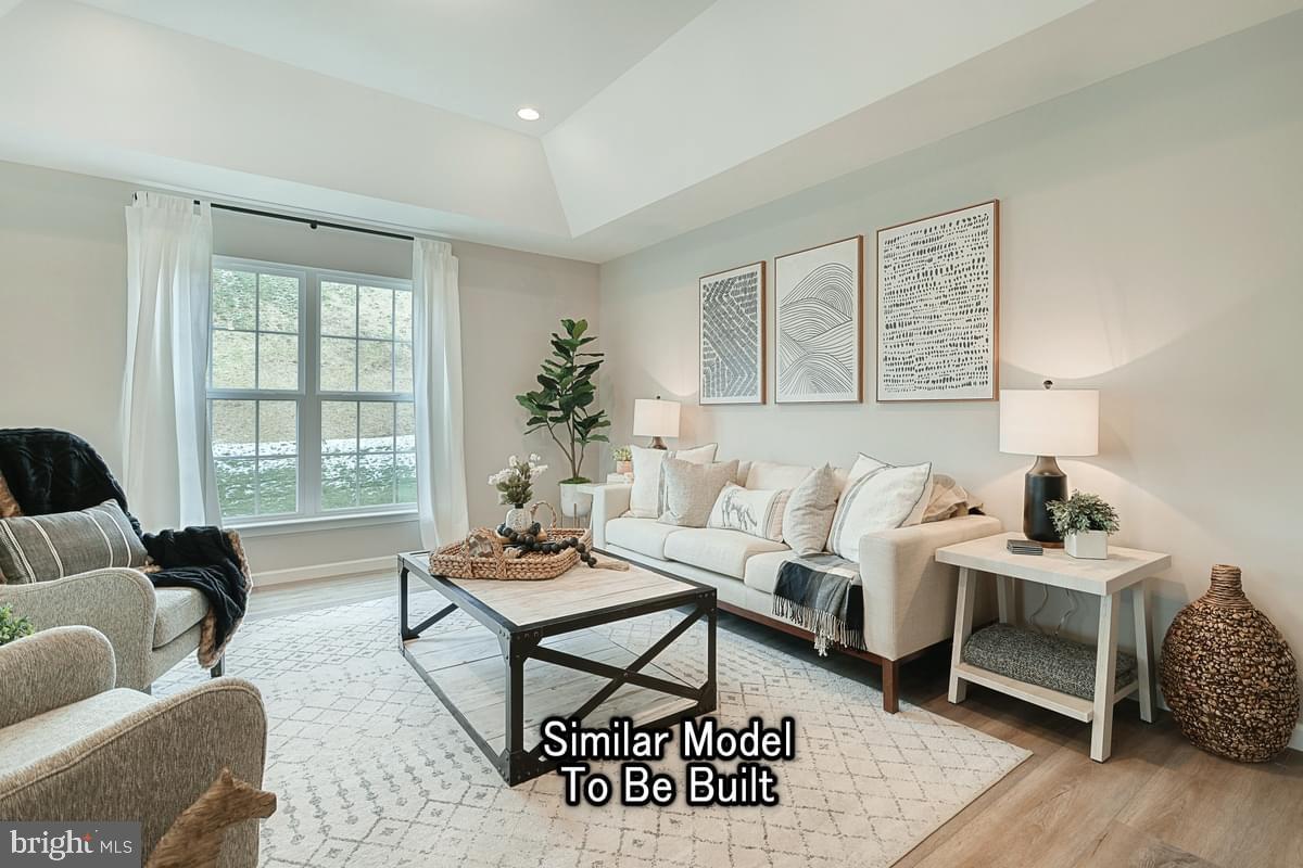 HAMPTON HEIGHTS - Residential