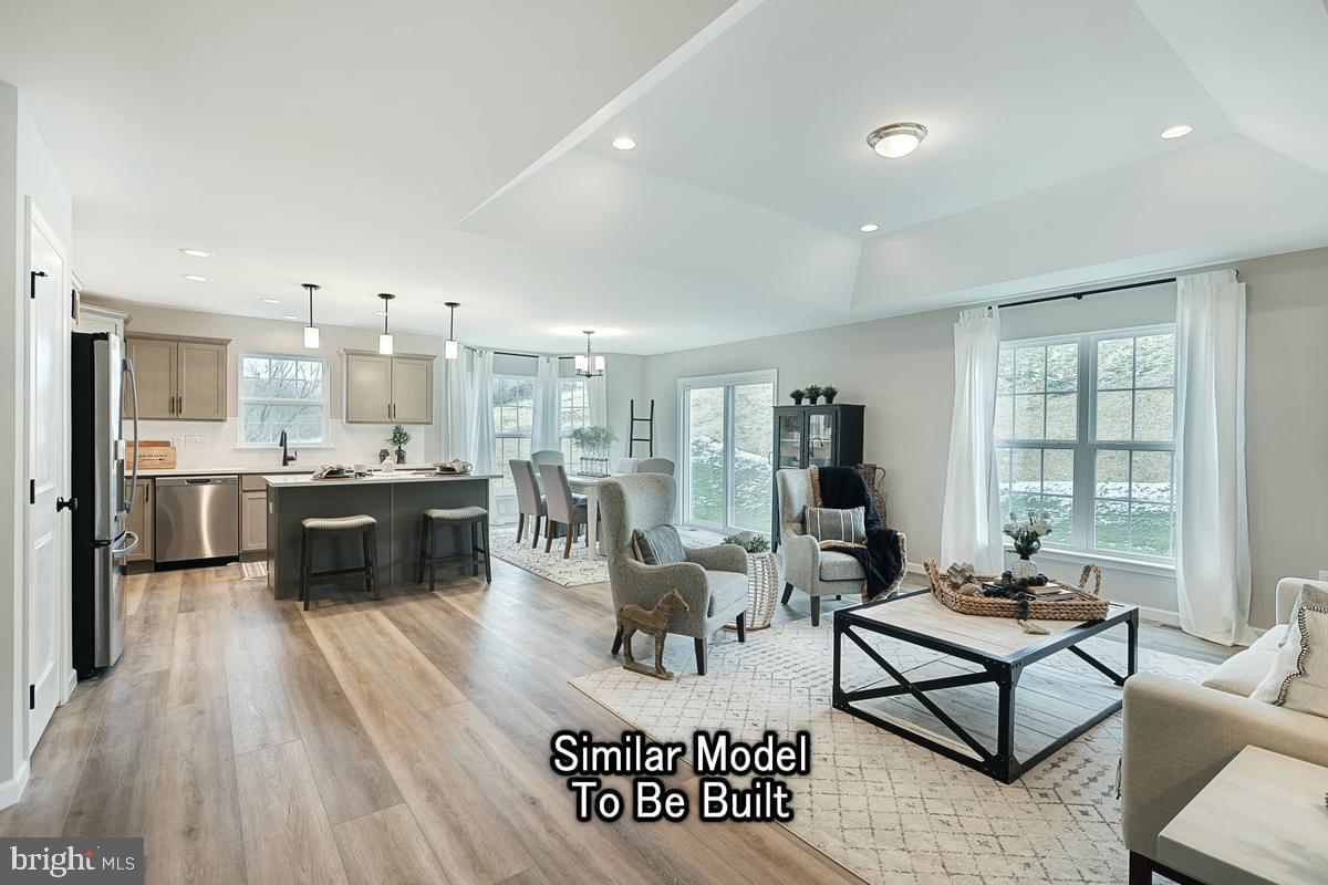 HAMPTON HEIGHTS - Residential