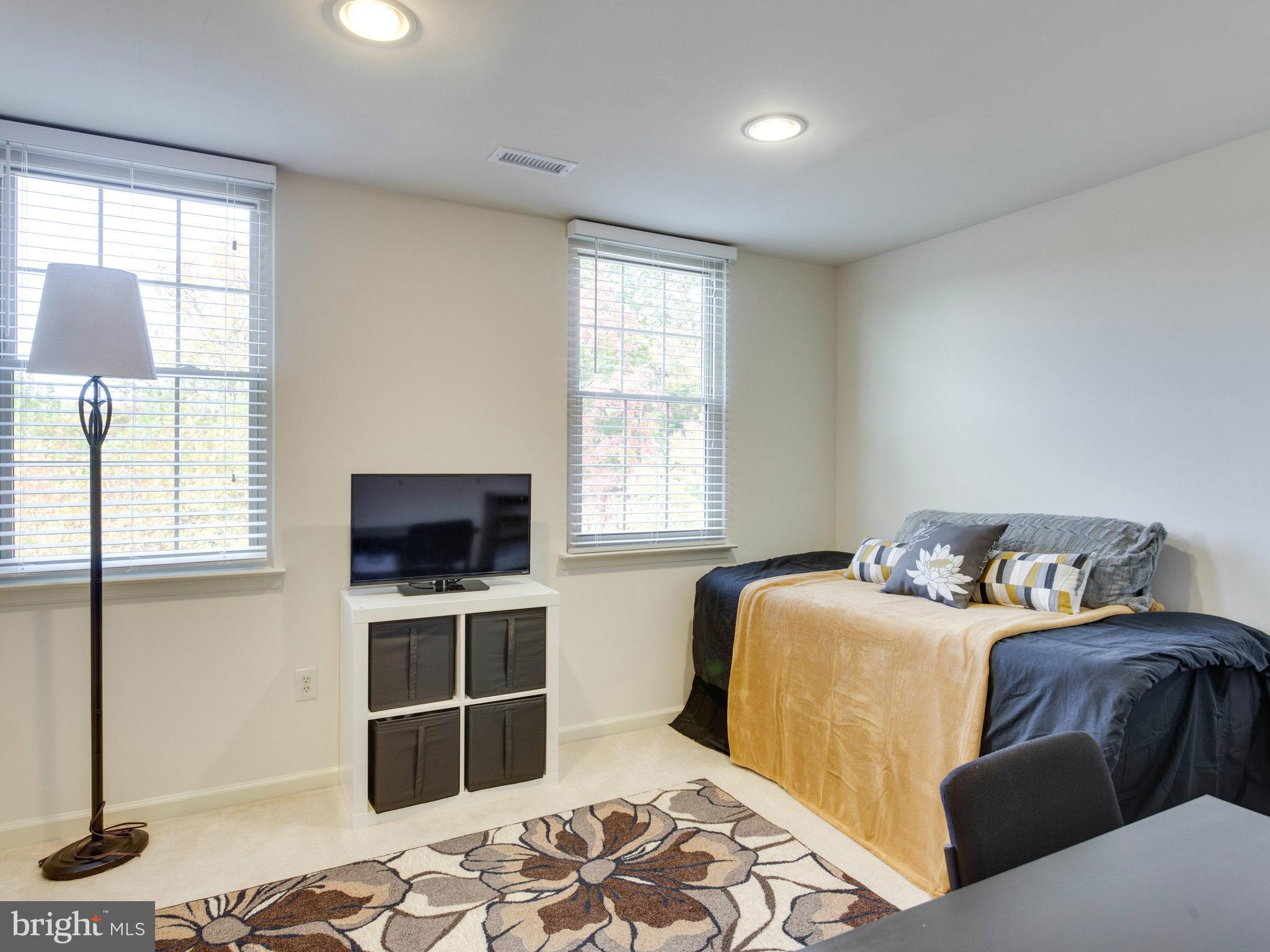 CROSSWELL FARMS - Residential