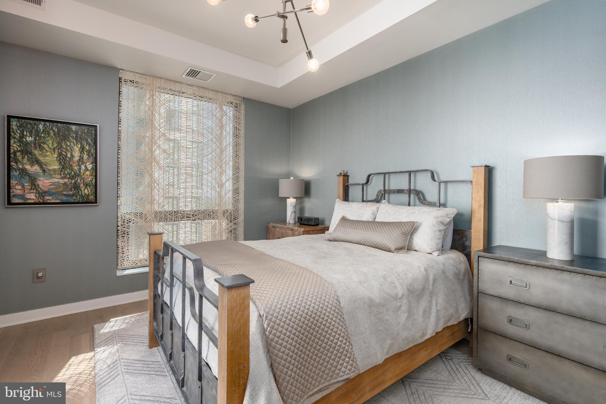 THE BORO TYSONS - Residential