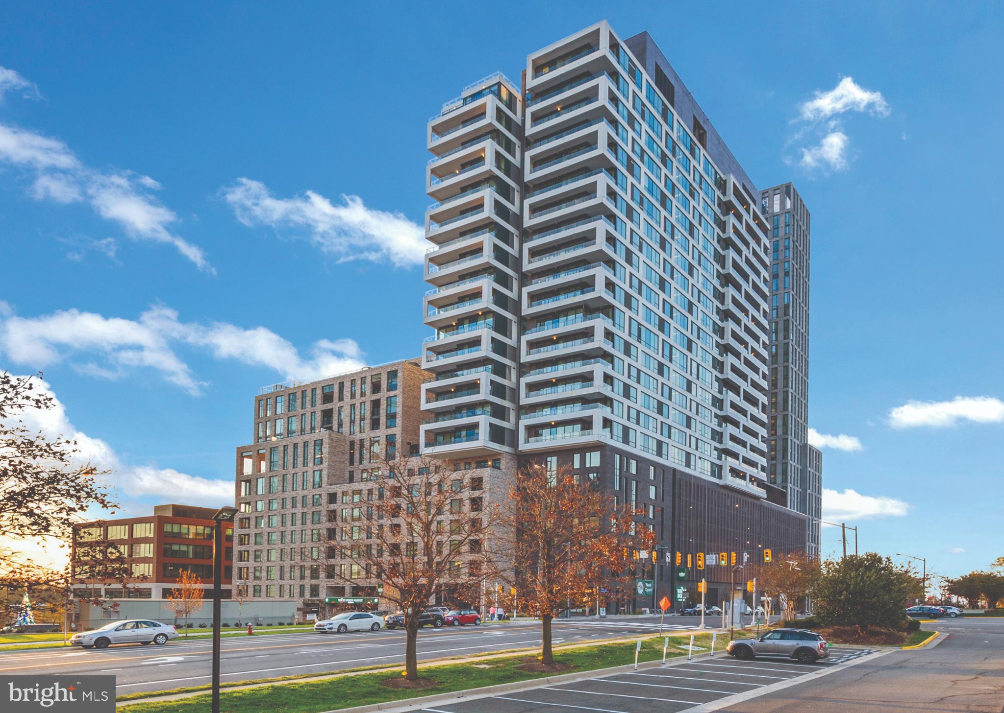 THE BORO TYSONS - Residential
