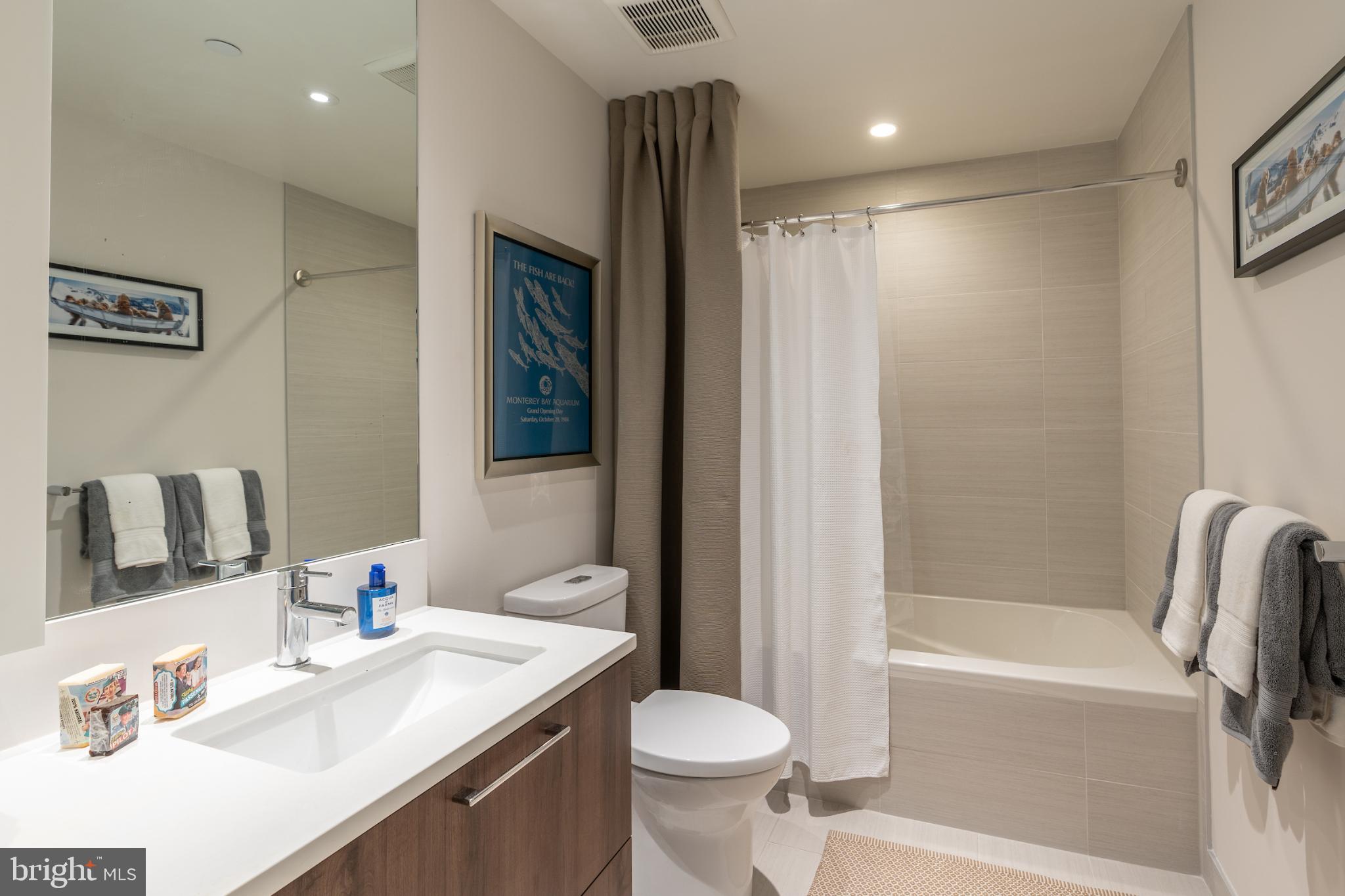 THE BORO TYSONS - Residential