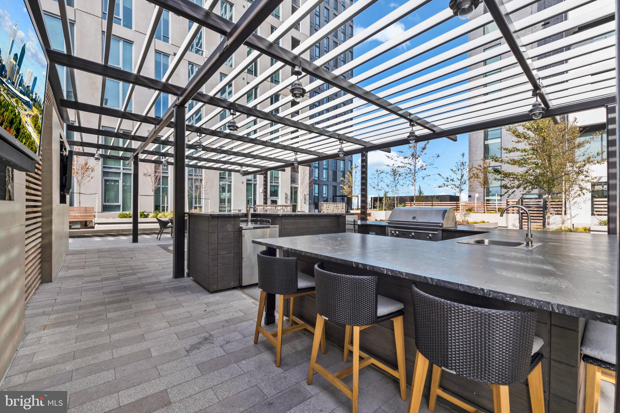THE BORO TYSONS - Residential
