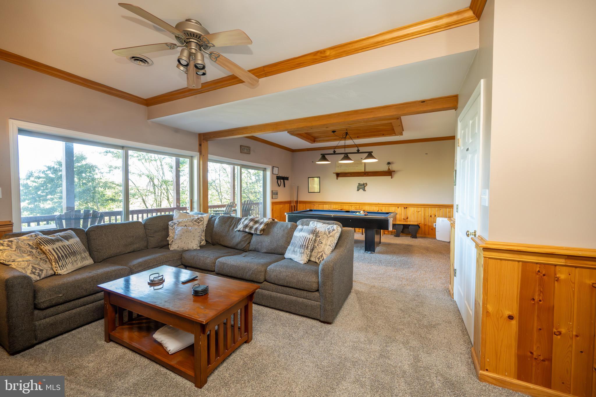 MOUNTAINSIDE - Residential