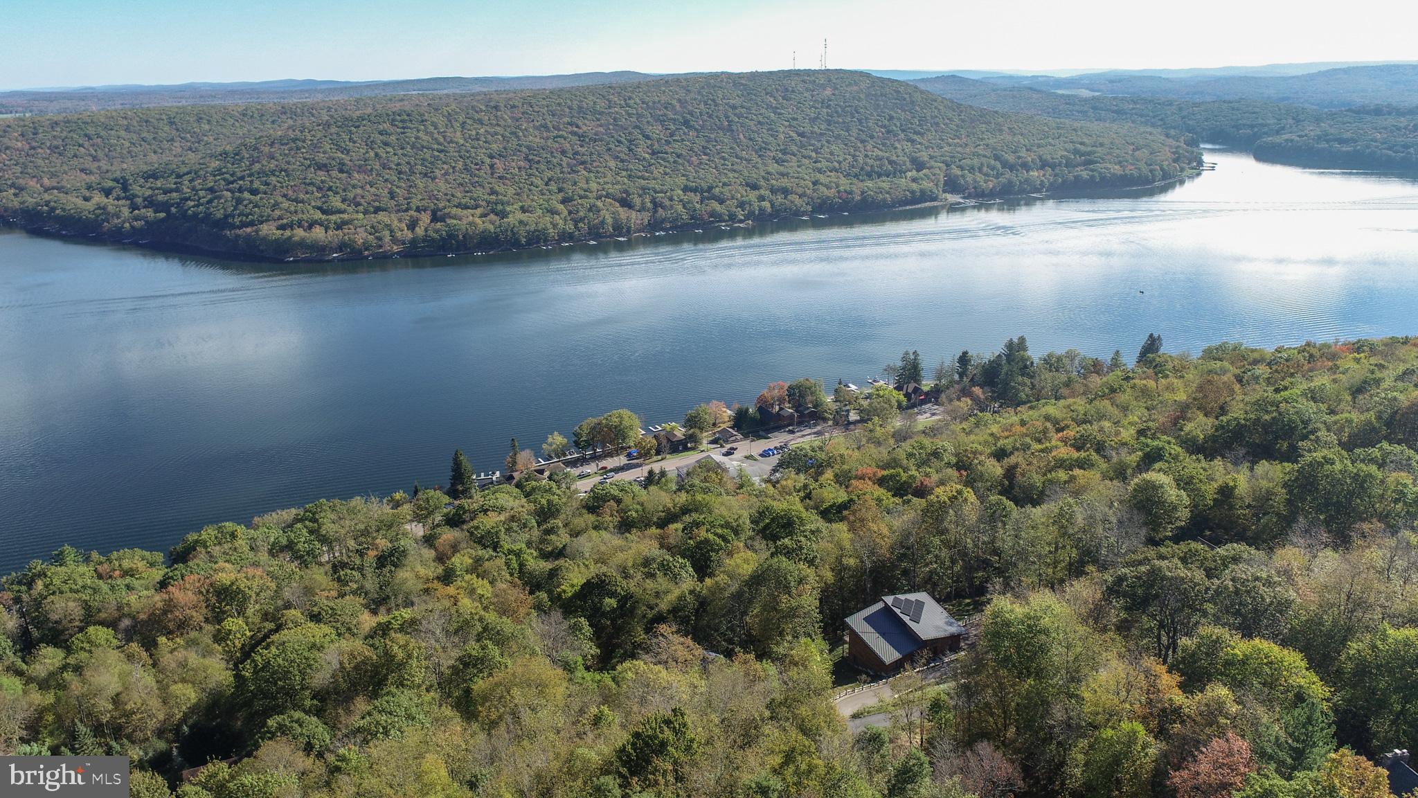 MOUNTAINSIDE - Residential