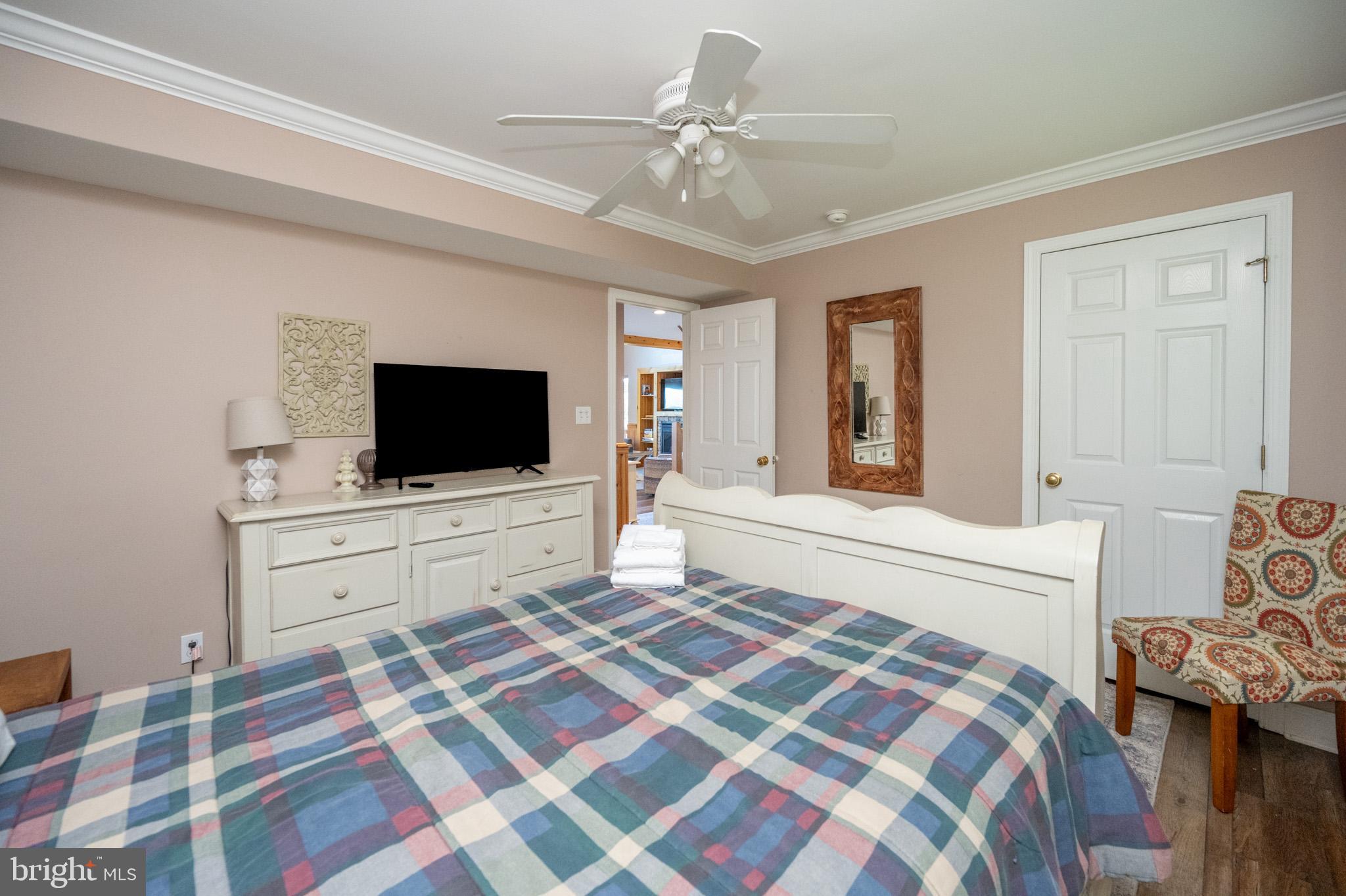 MOUNTAINSIDE - Residential