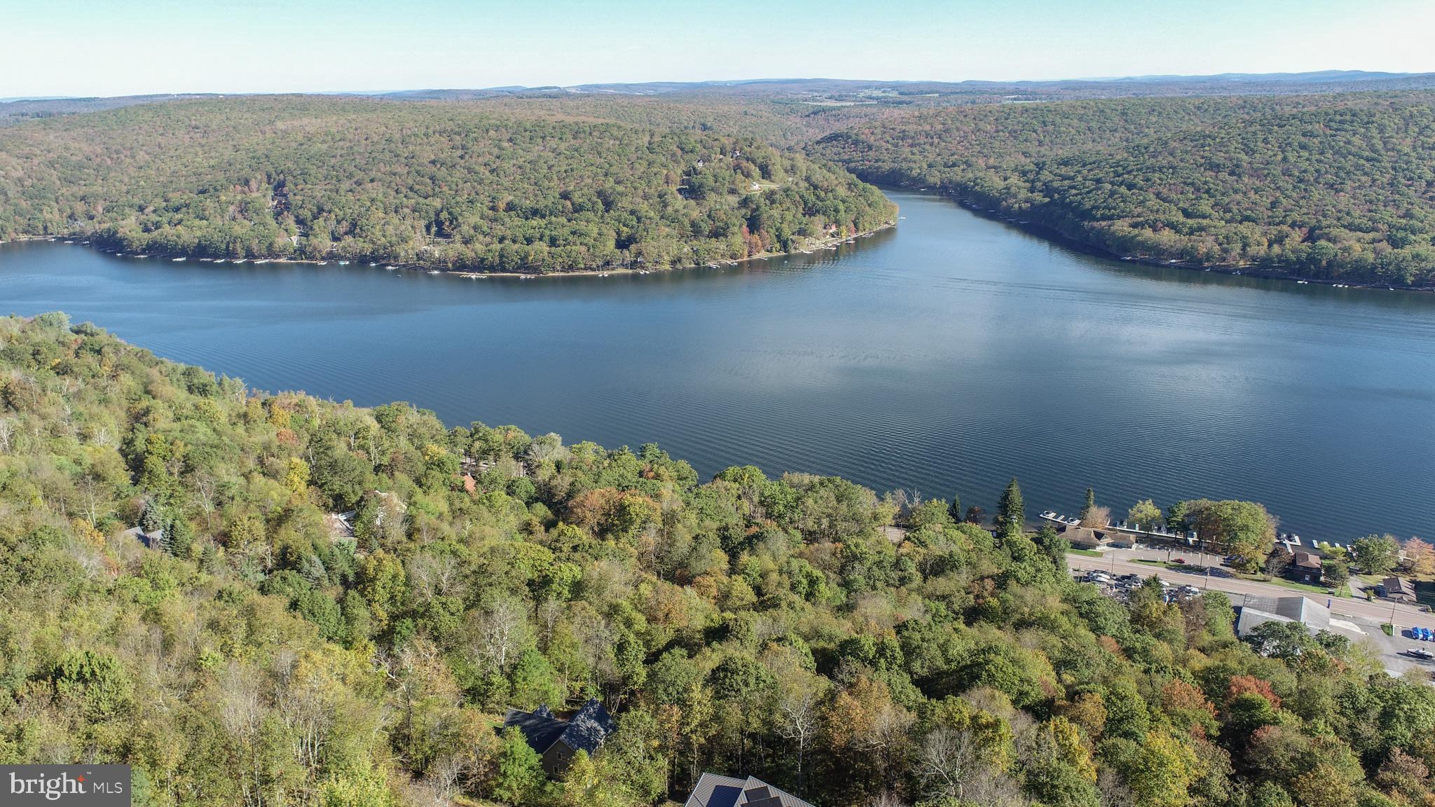 MOUNTAINSIDE - Residential