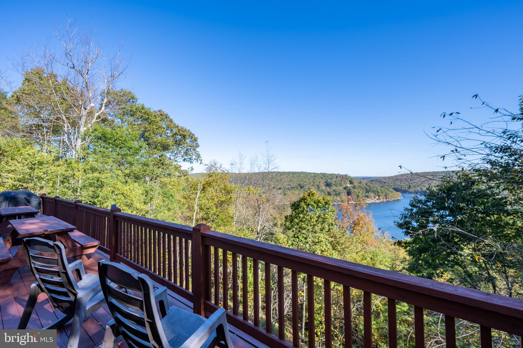 MOUNTAINSIDE - Residential