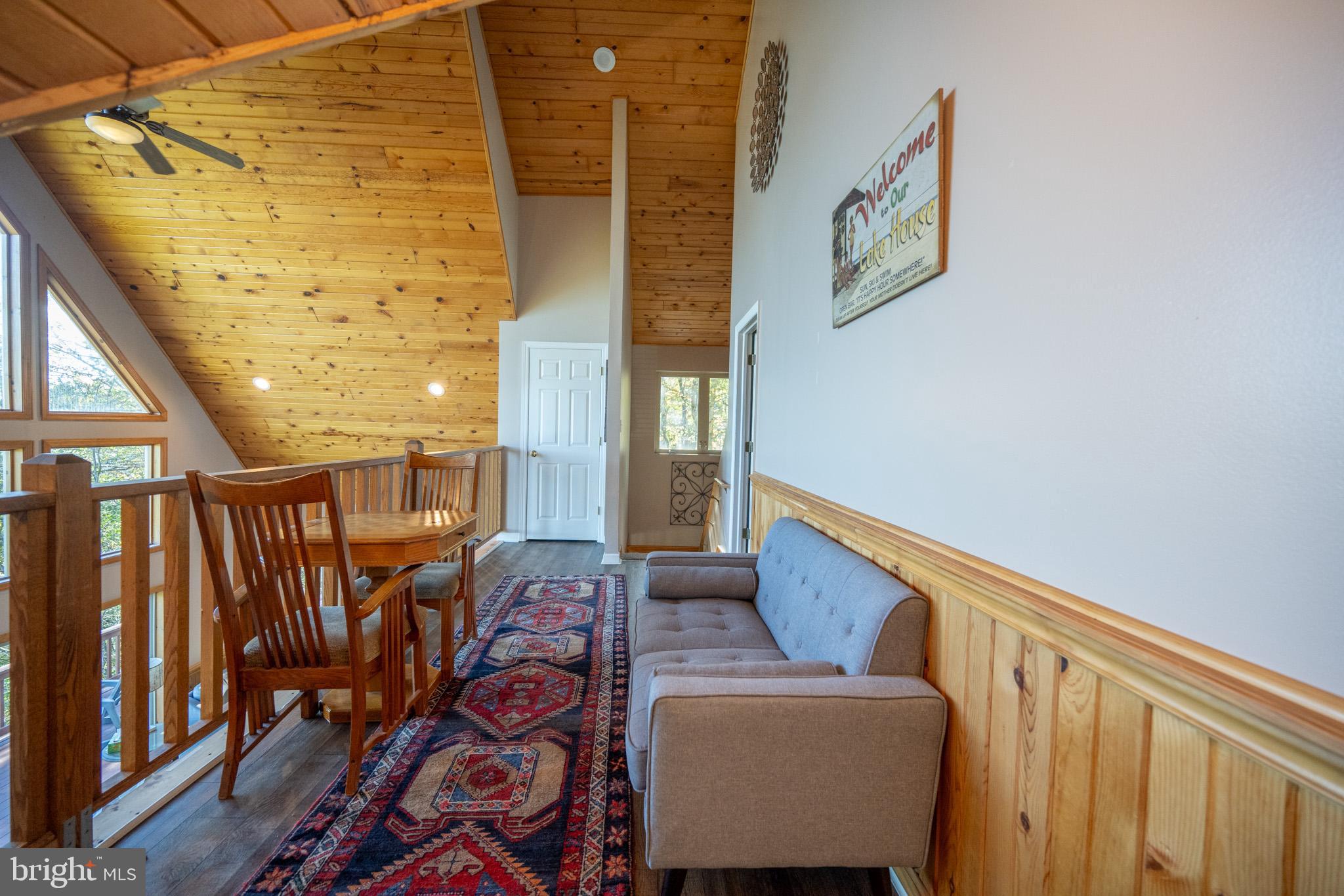 MOUNTAINSIDE - Residential