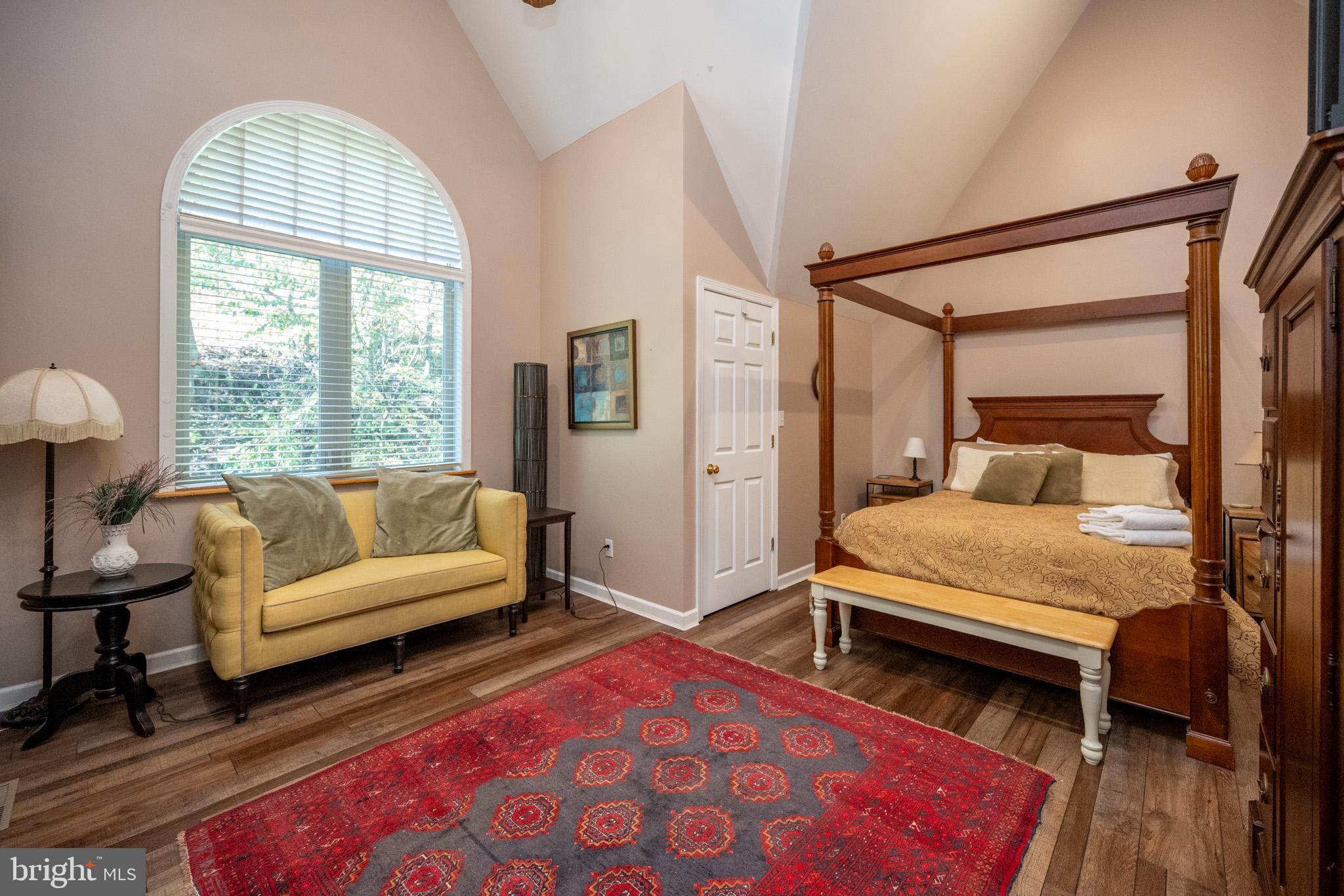 MOUNTAINSIDE - Residential