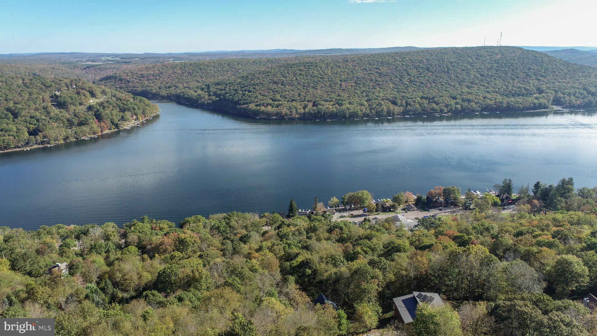 MOUNTAINSIDE - Residential