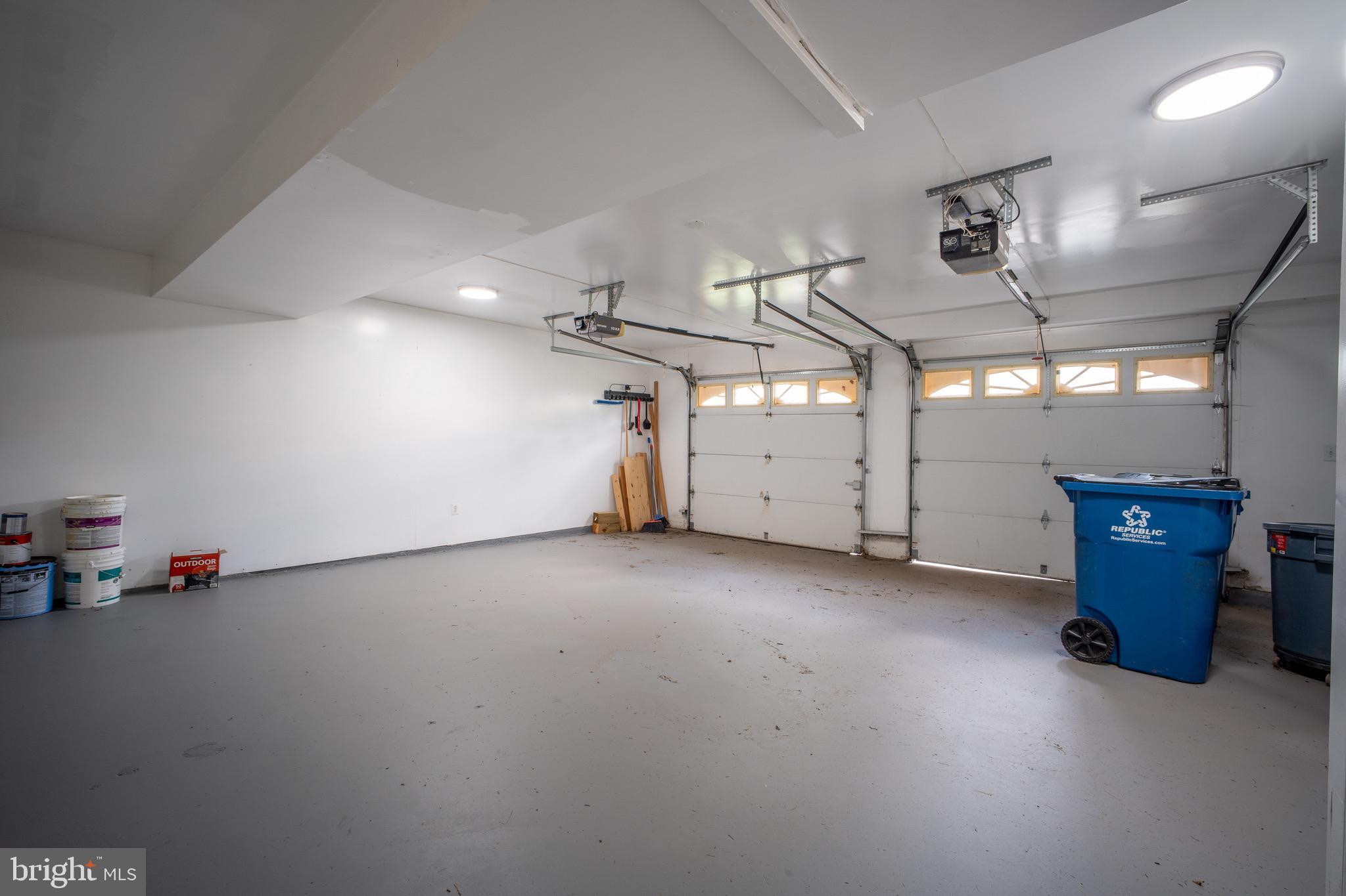 CHANTILLY FARM - Residential Lease