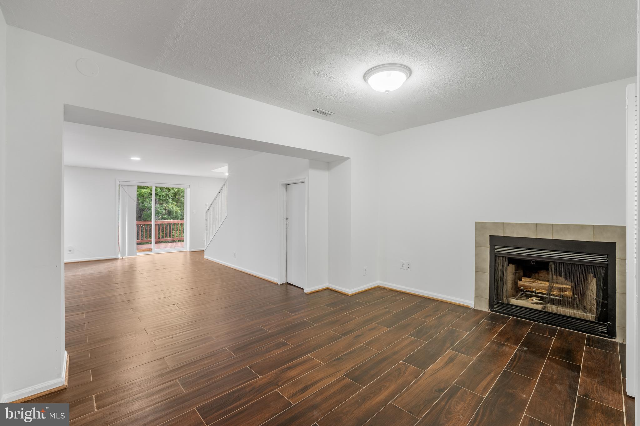 CHANTILLY FARM - Residential Lease