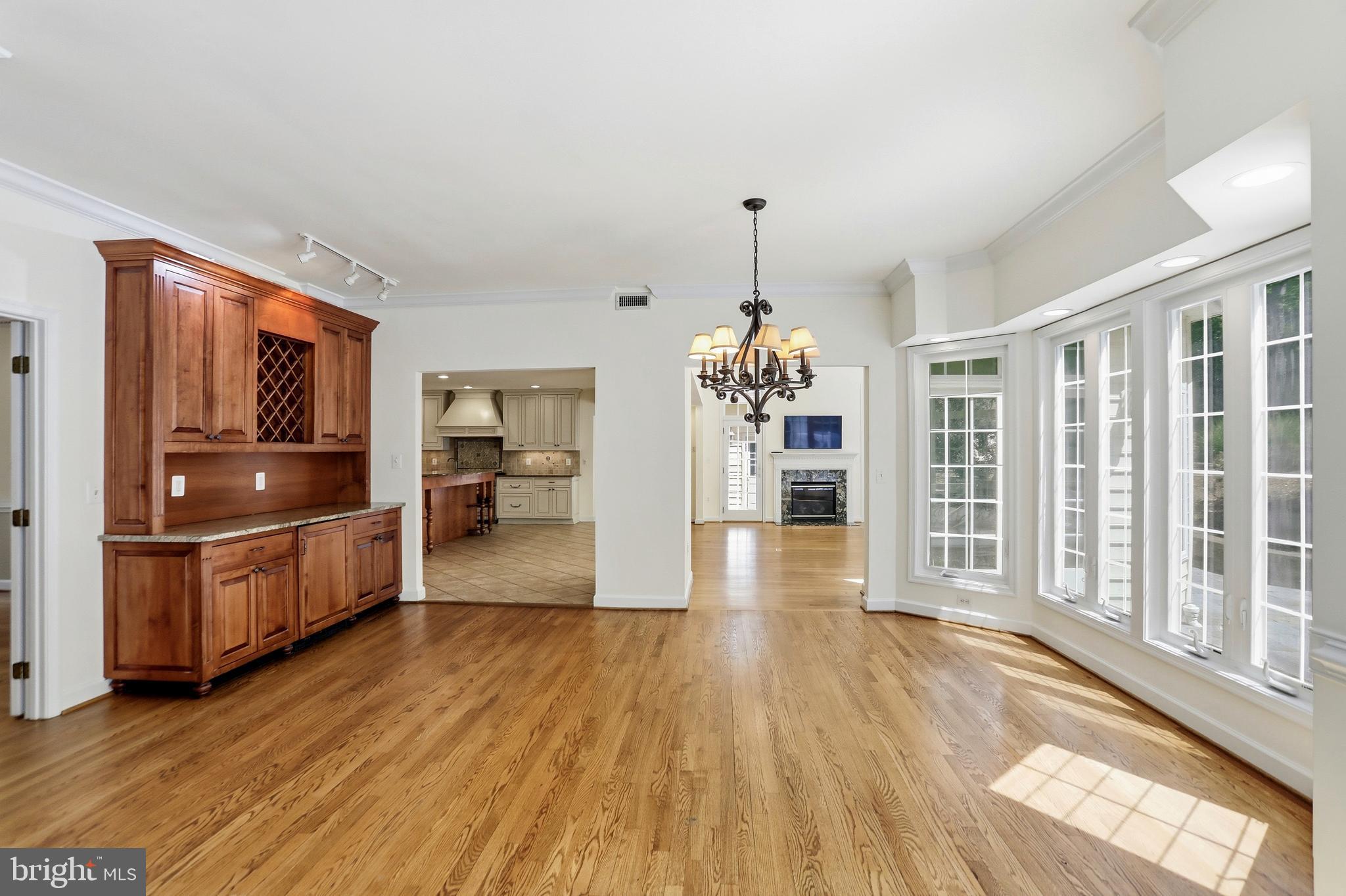 BEAR CREEK - Residential