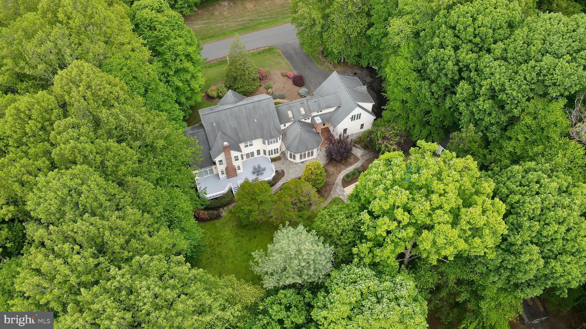 BEAR CREEK - Residential