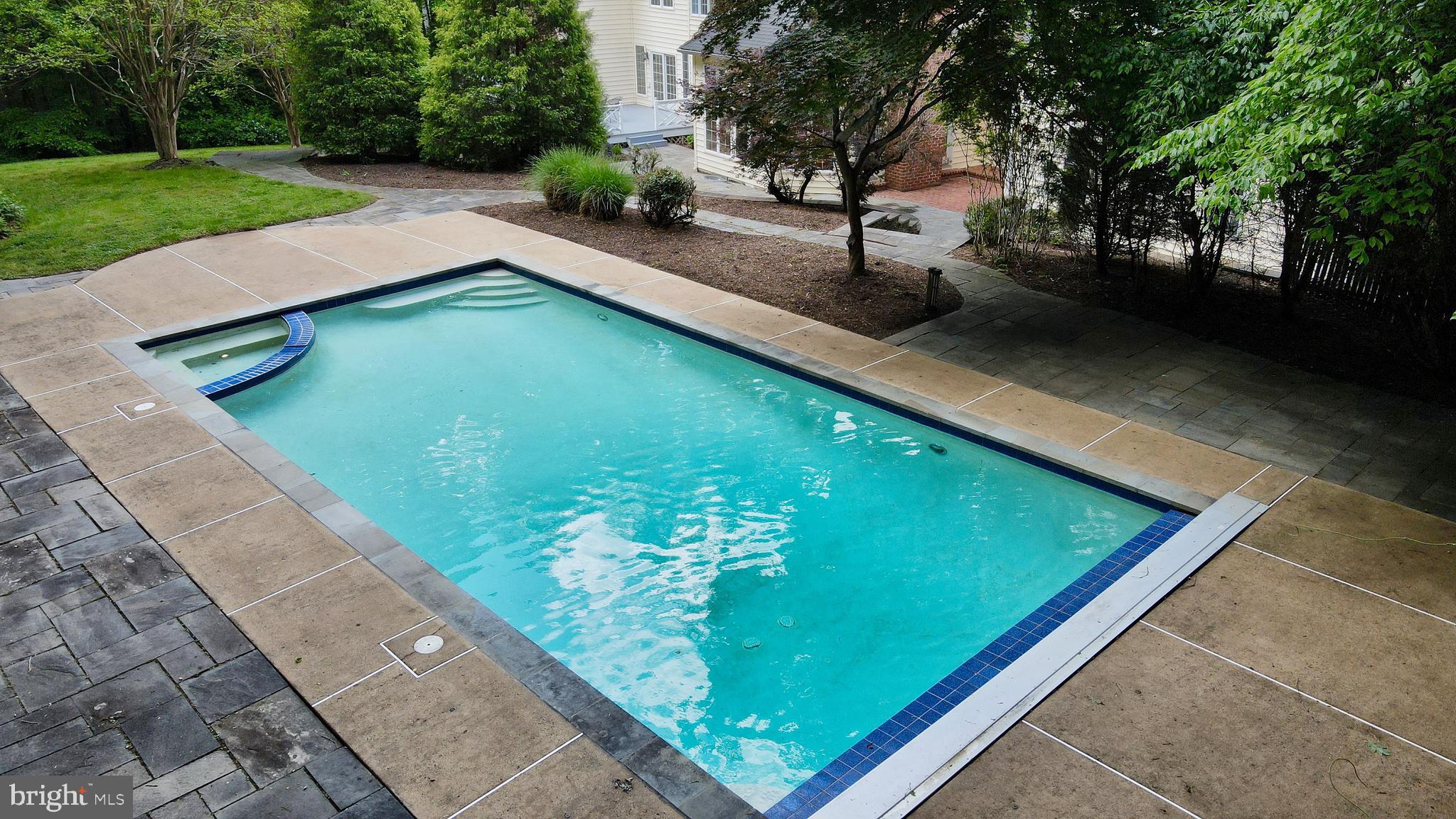 BEAR CREEK - Residential
