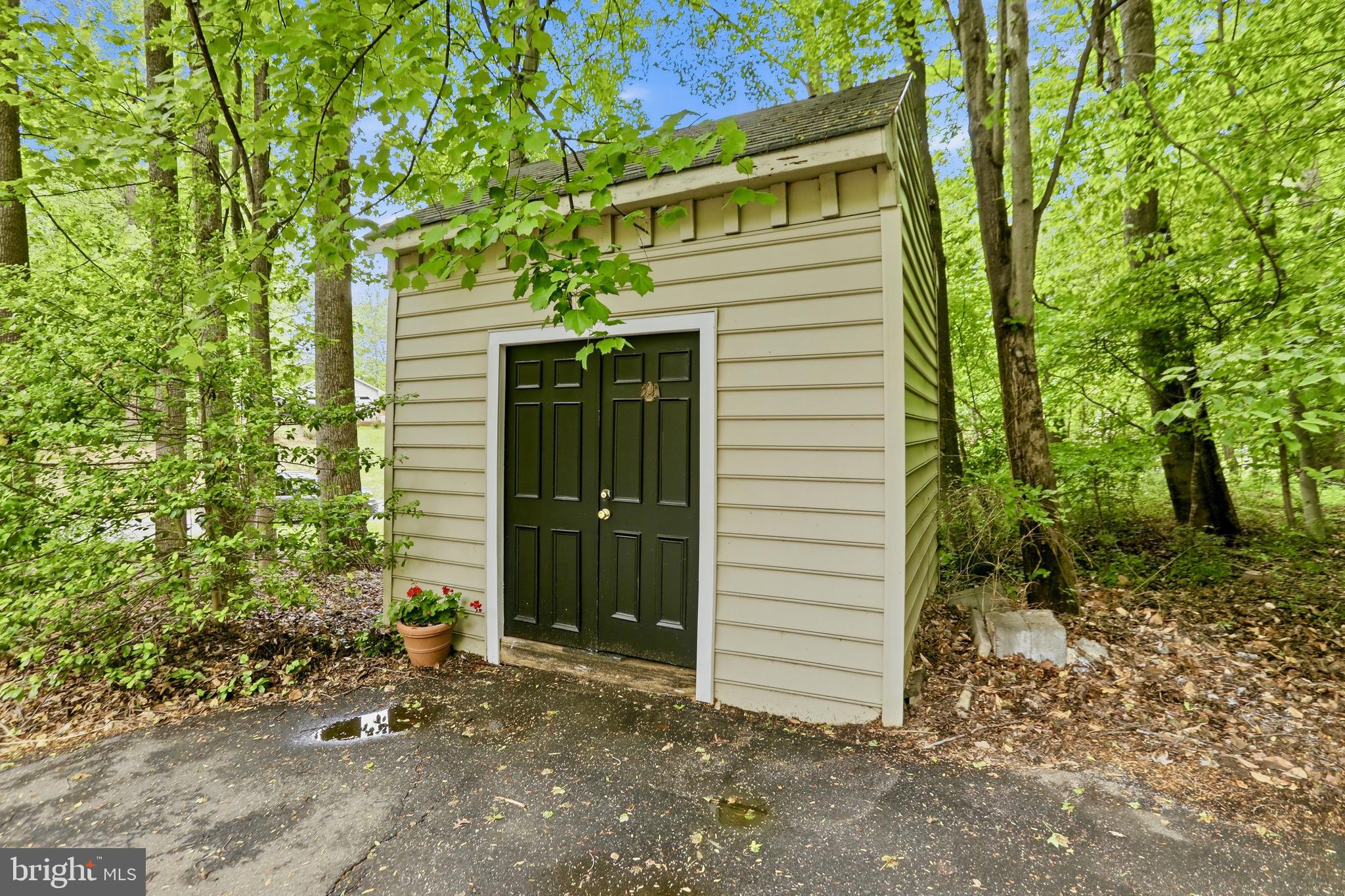 BEAR CREEK - Residential