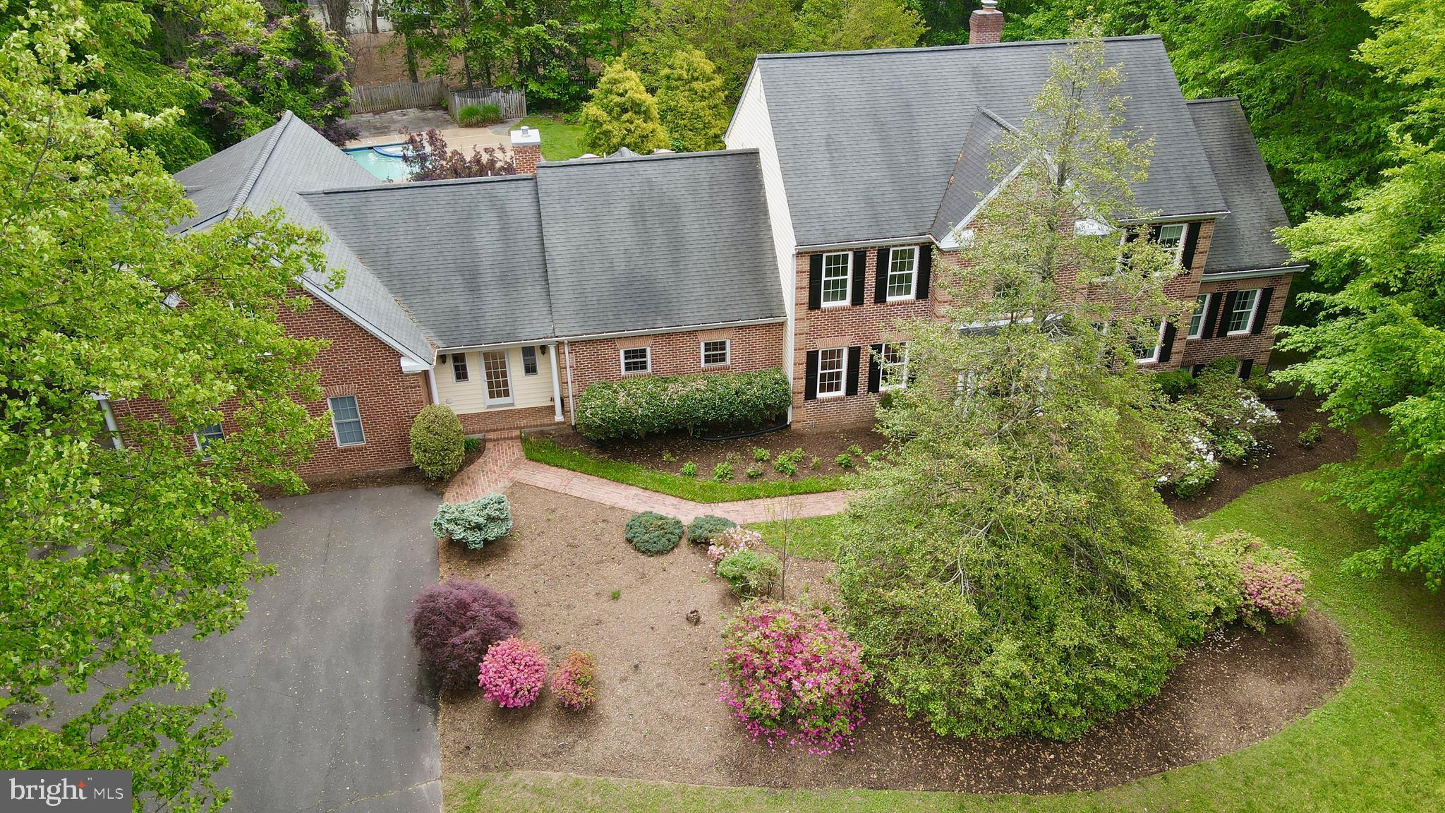 BEAR CREEK - Residential