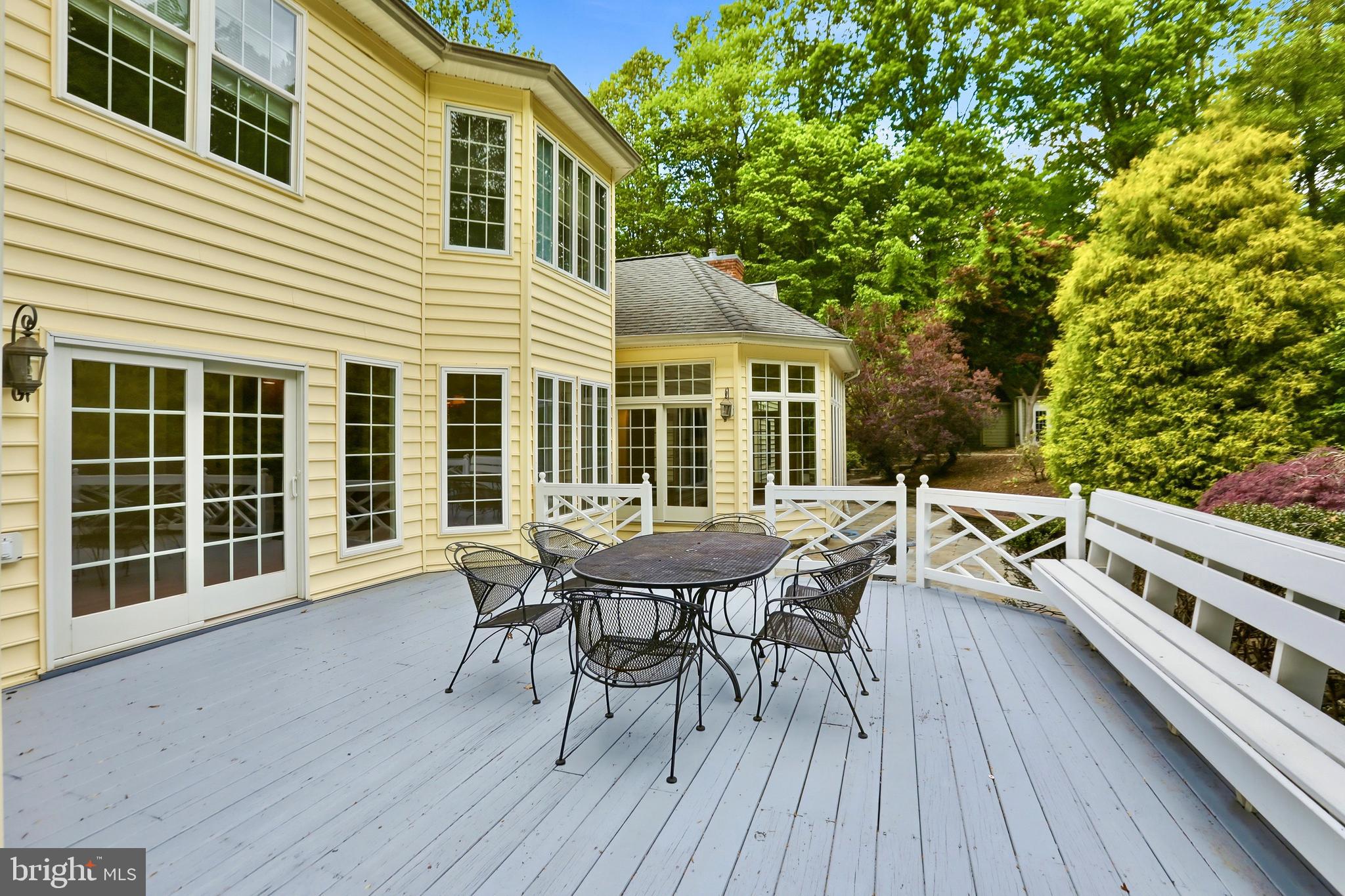 BEAR CREEK - Residential