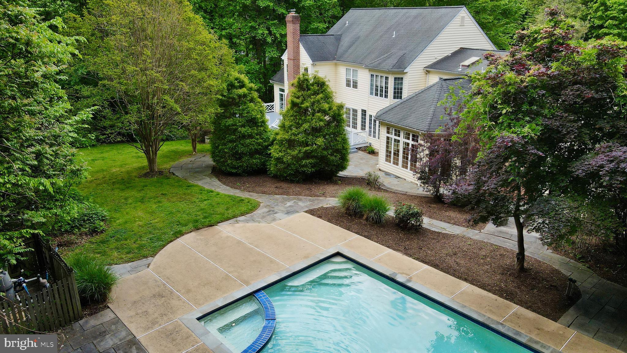 BEAR CREEK - Residential