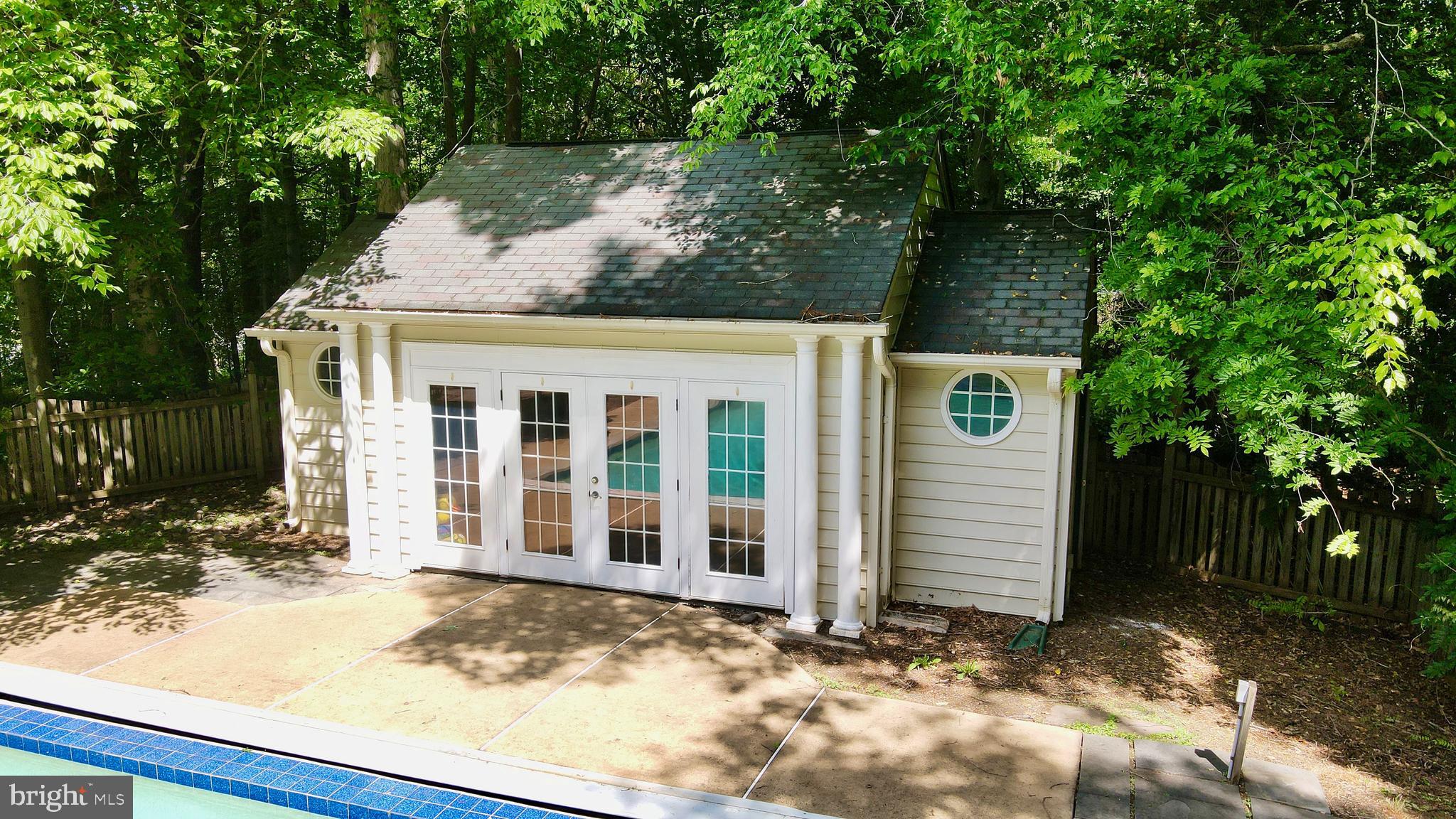 BEAR CREEK - Residential