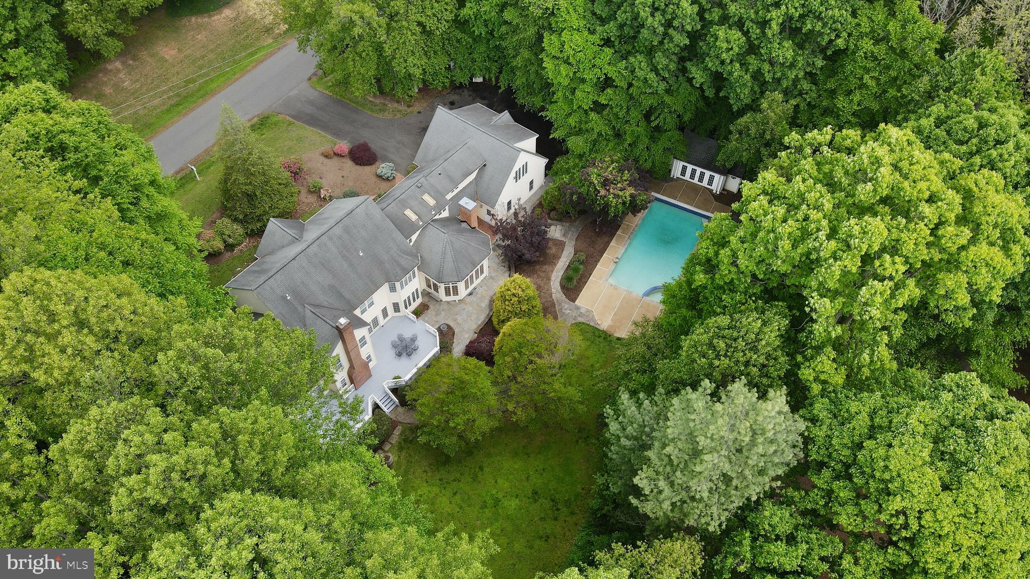 BEAR CREEK - Residential