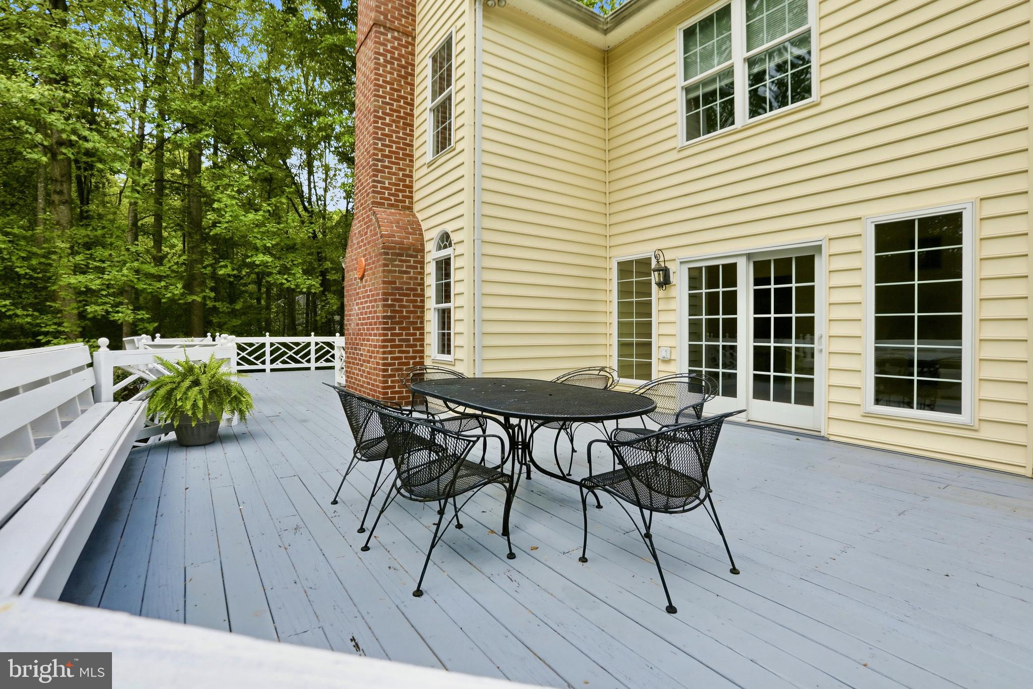 BEAR CREEK - Residential