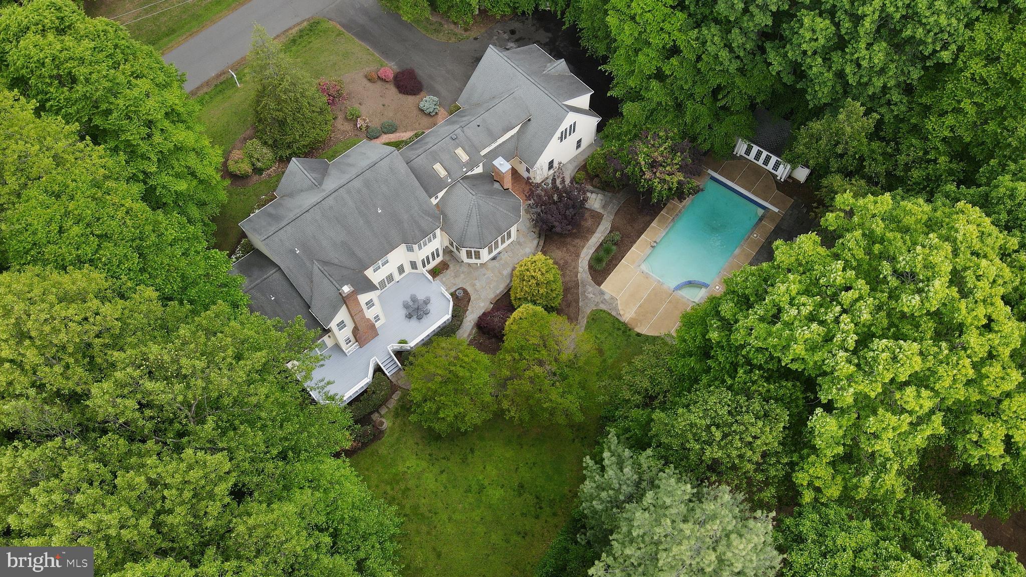 BEAR CREEK - Residential
