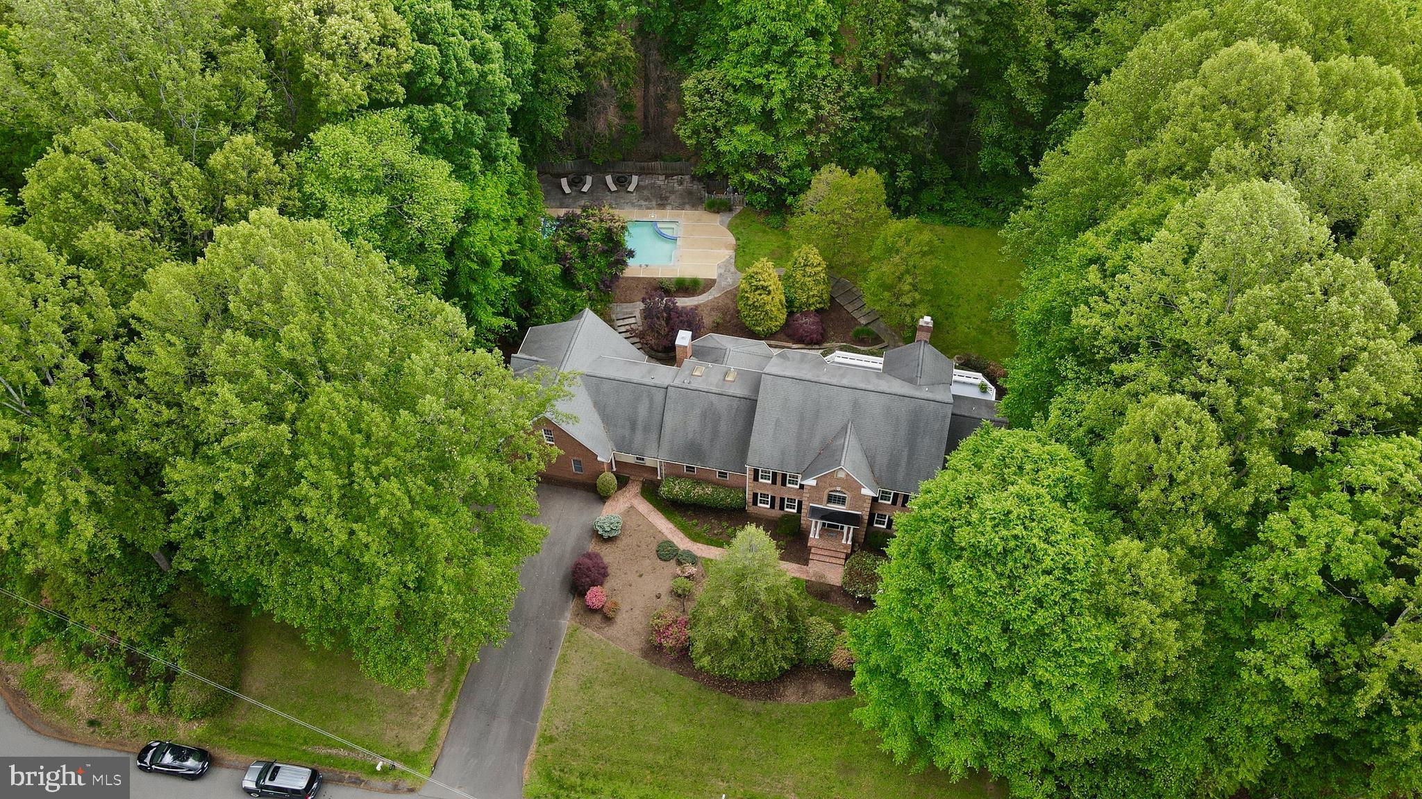 BEAR CREEK - Residential