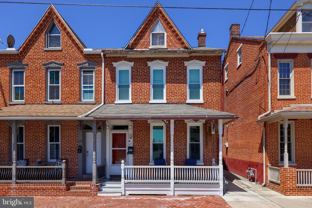 Photo of 731 Locust Street, COLUMBIA, PA 17512 (MLS # PALA2068980)